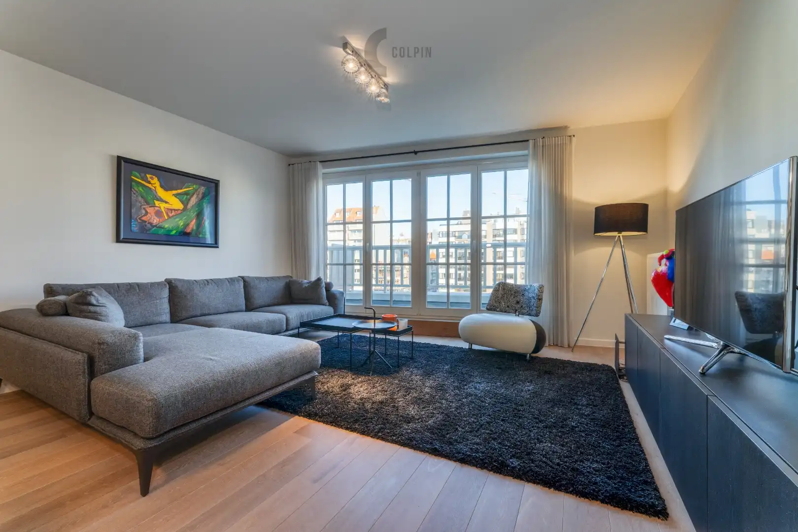 Ontdek dit zonnig appartement in de geliefde Knokkestraat – een unieke kans! foto 3