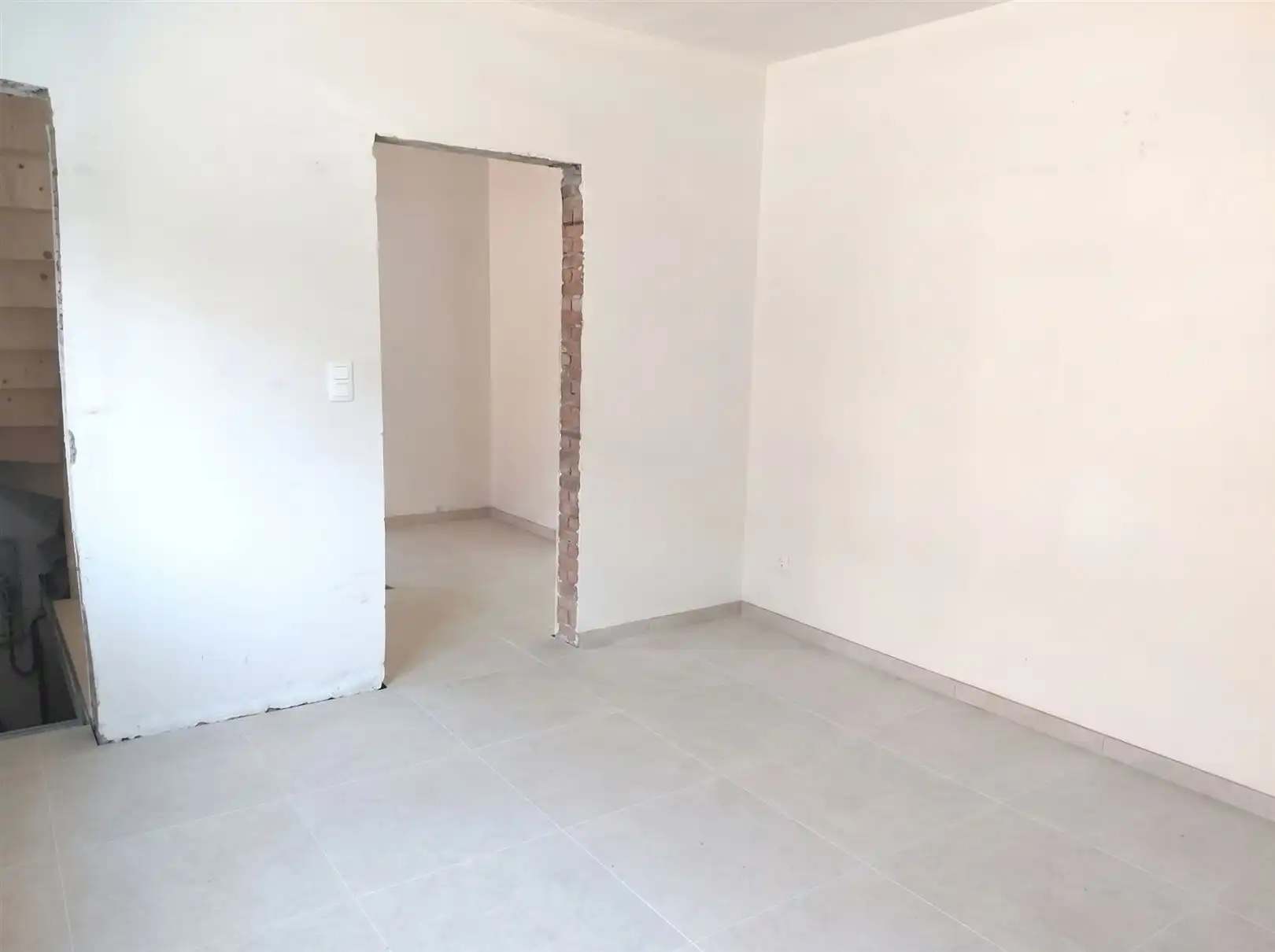 TE HUUR: Nieuwbouwwoning met 3 slaapkamers te Koersel! foto {{pictureIndex}}