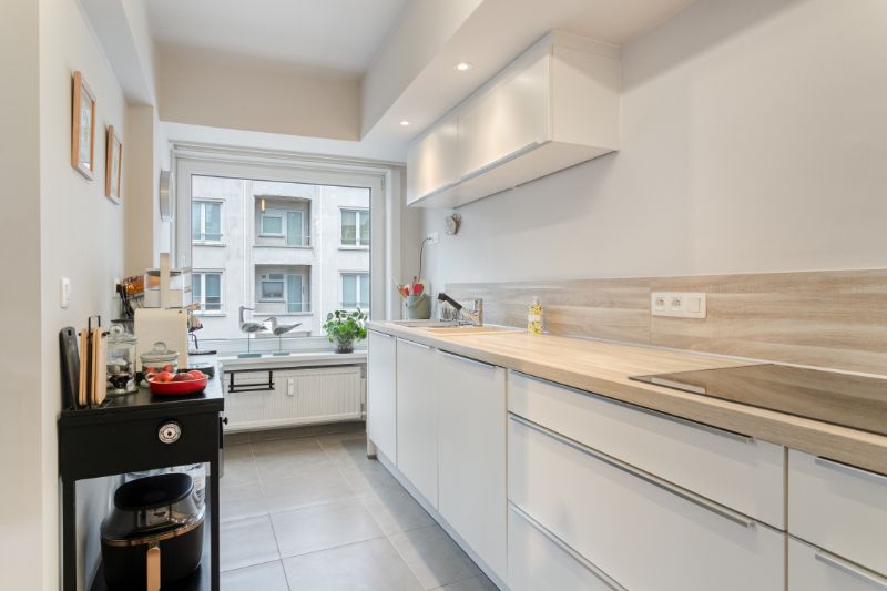 Stijlvol hoekappartement met zeezicht, licht en topligging in hartje Oostende foto 7