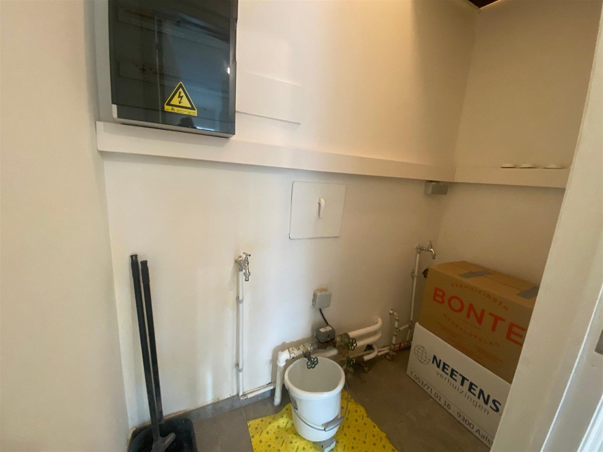 Zeer ruim appartement met drie slaapkamers en garage  foto 10