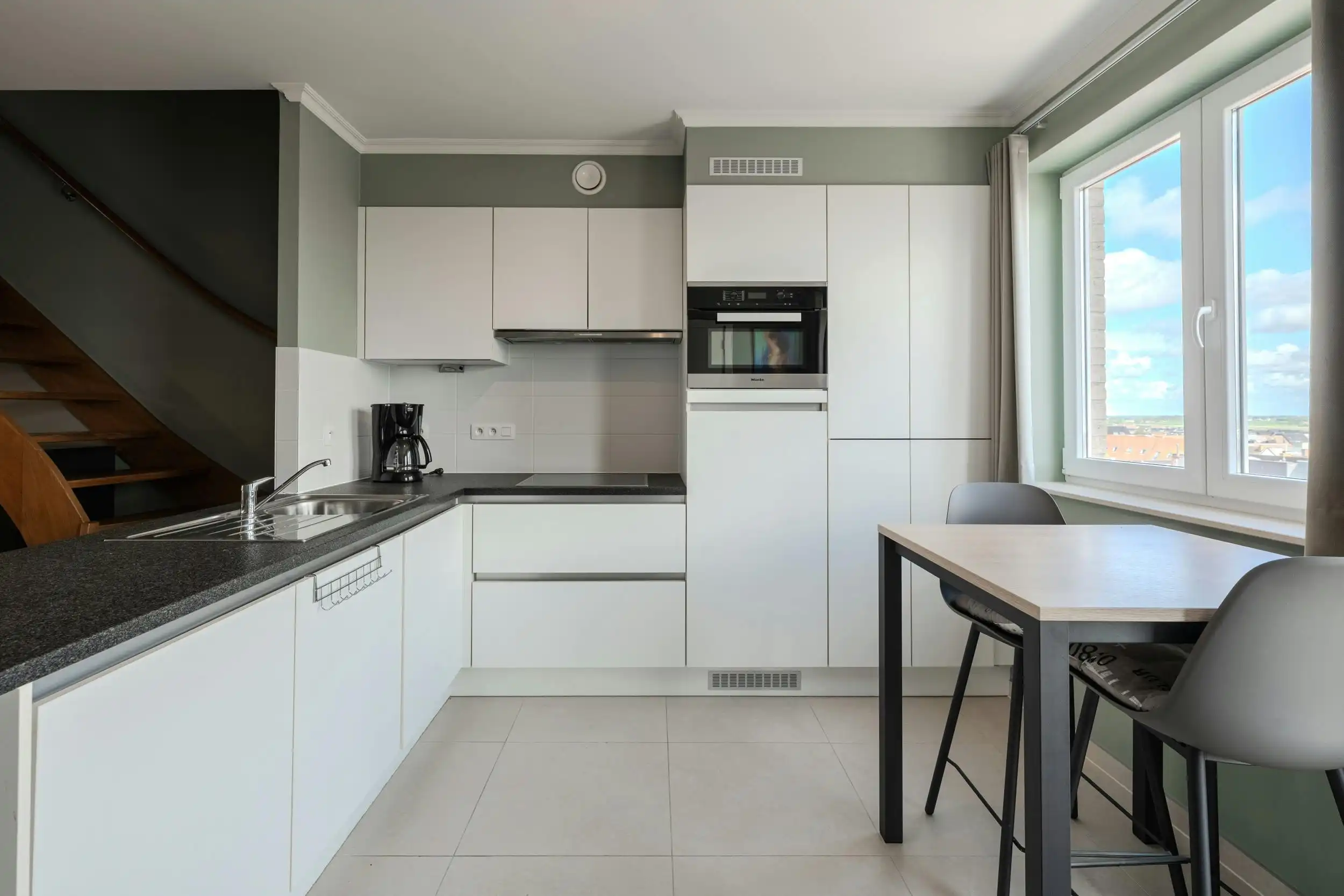 Recent appartement (2016) met 2 slaapkamers en terrassen! foto 7