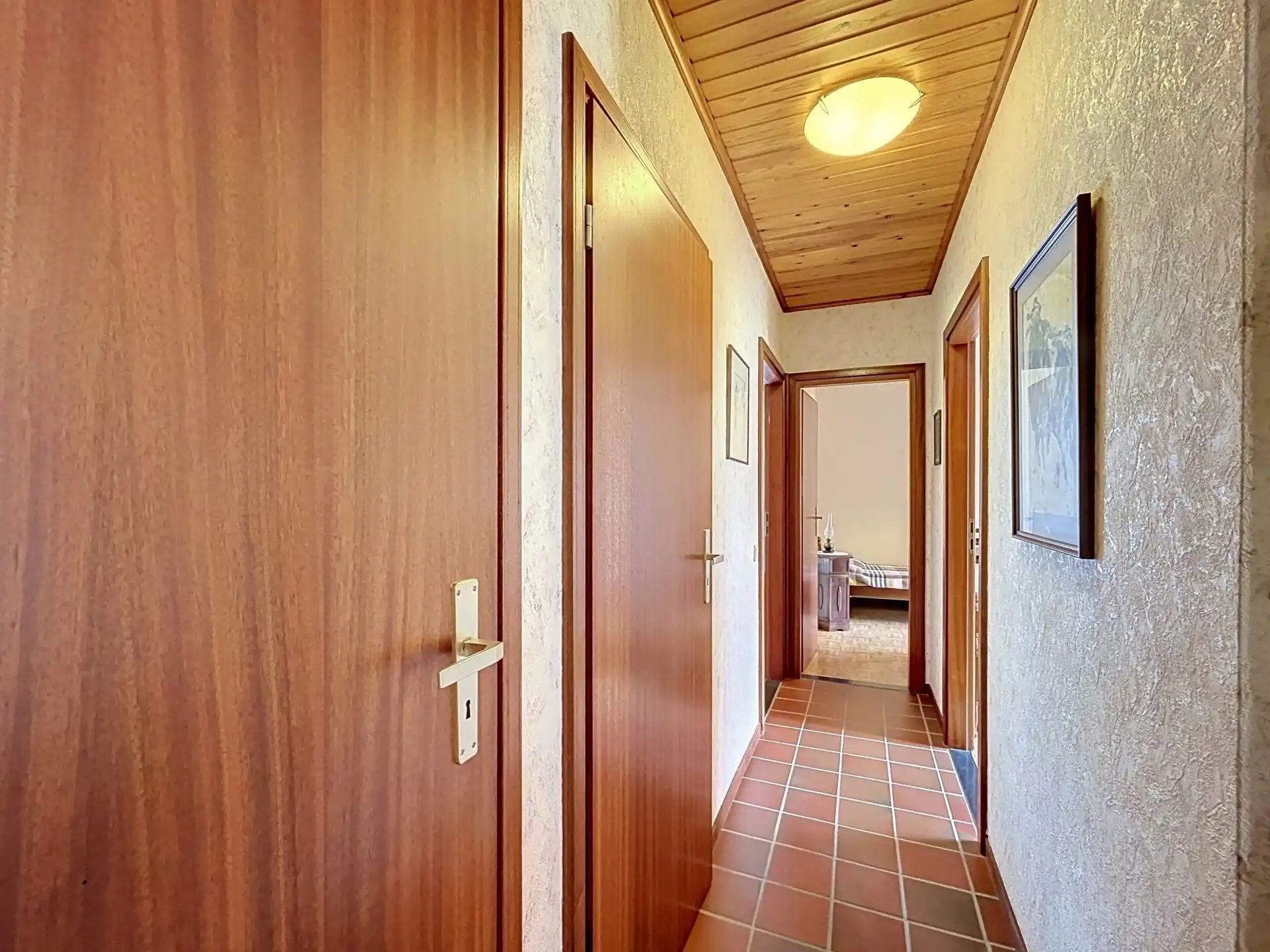 open bebouwing met 3 slaapkamers en garage op perceel van 1808m² foto 9