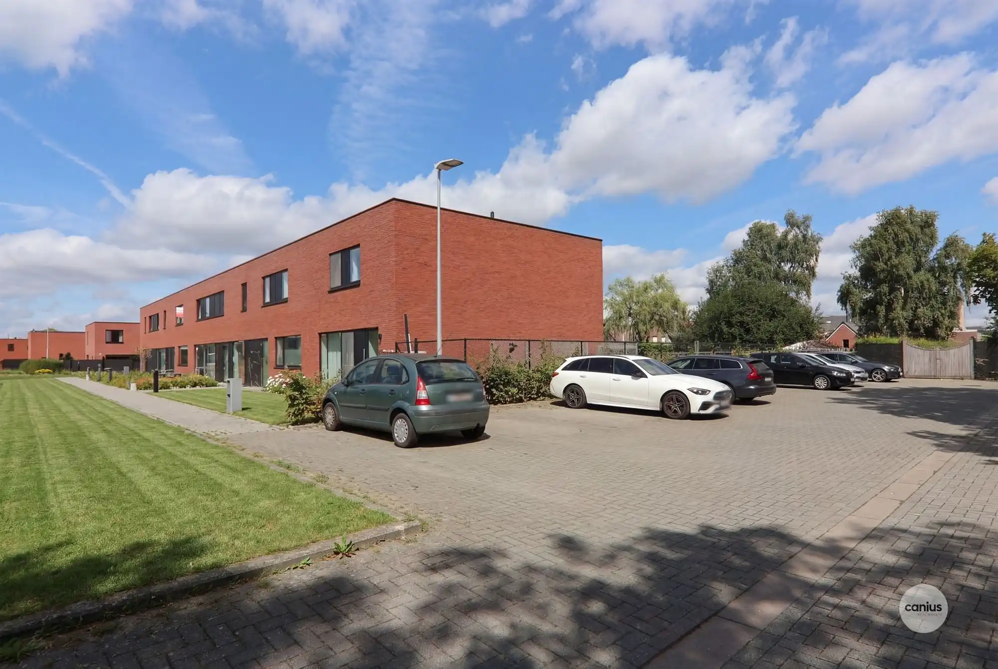 RUSTIG WONEN NABIJ HET CENTRUM VAN OVERPELT foto 14