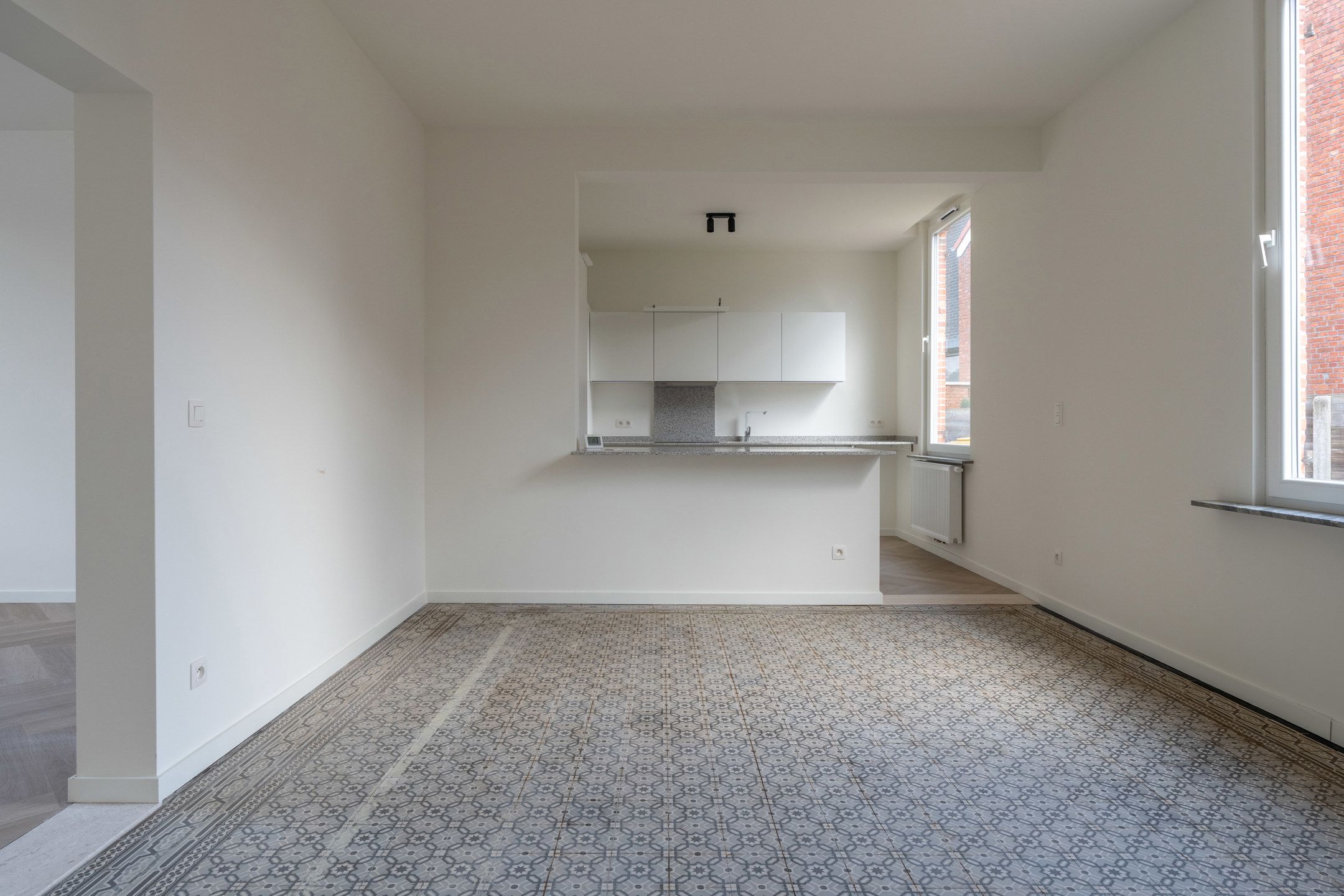 Gerenoveerde woning met 4 slaapkamers op 375m² te Arendonk. foto 7