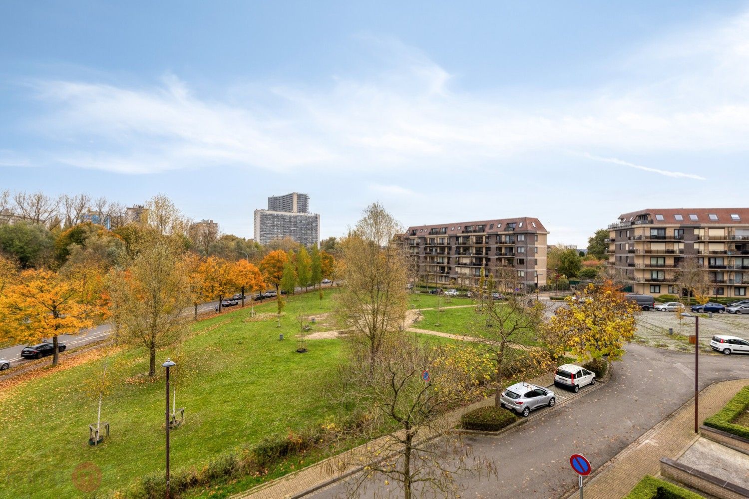 Ruim en lichtrijk appartement met twee terrassen en uitzicht op het Vijverpark aan de rand van Anderlecht 🌿 foto 8