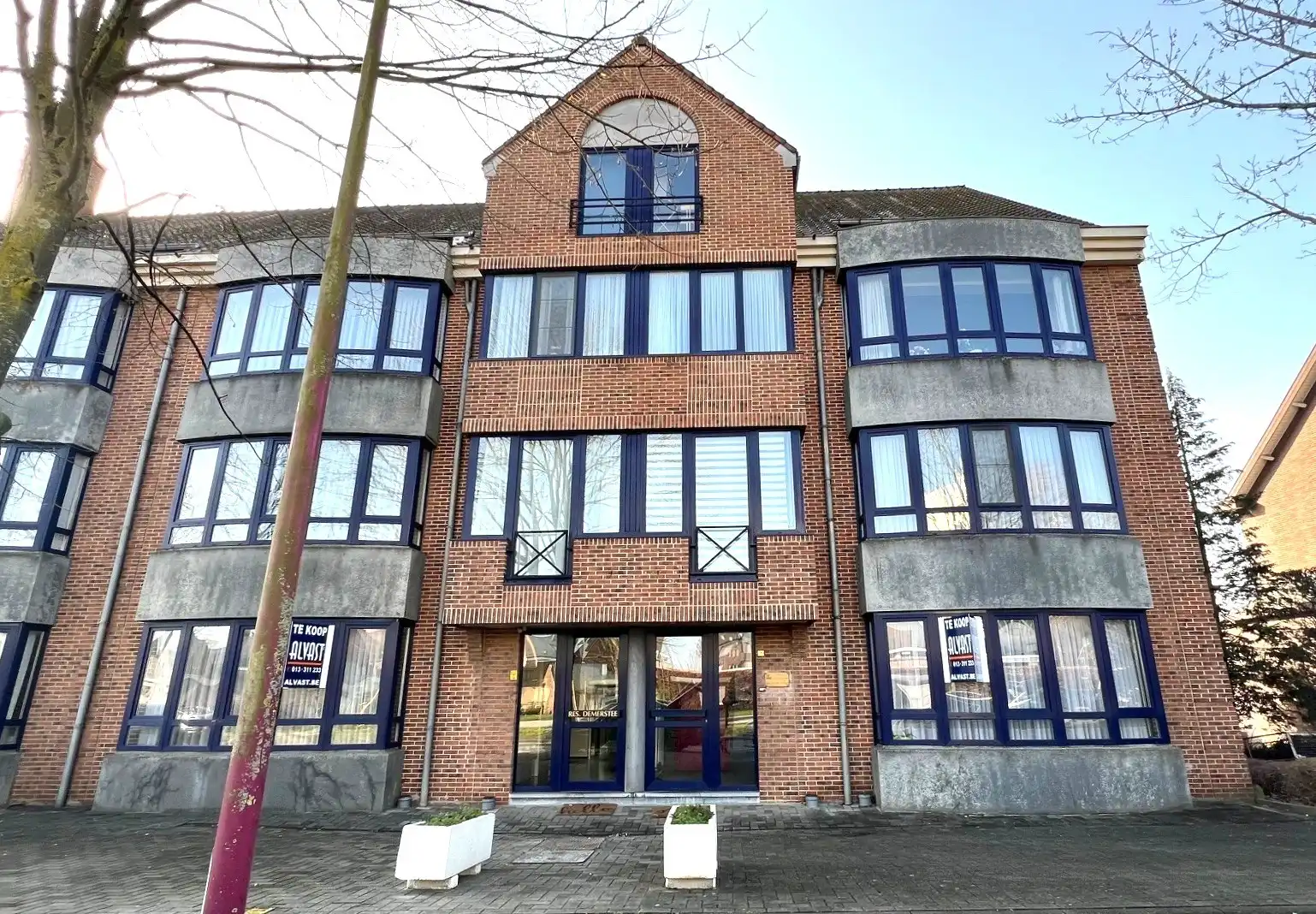 Kantoor /Praktijk te koop te Diest foto {{pictureIndex}}