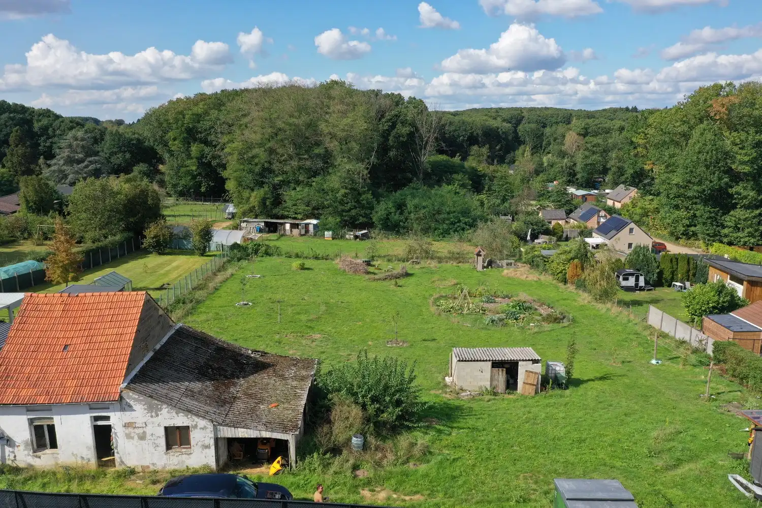 Te renoveren woning (of nieuwe tiny house) in het groen op 26a81ca - *Buitenkans* foto 2