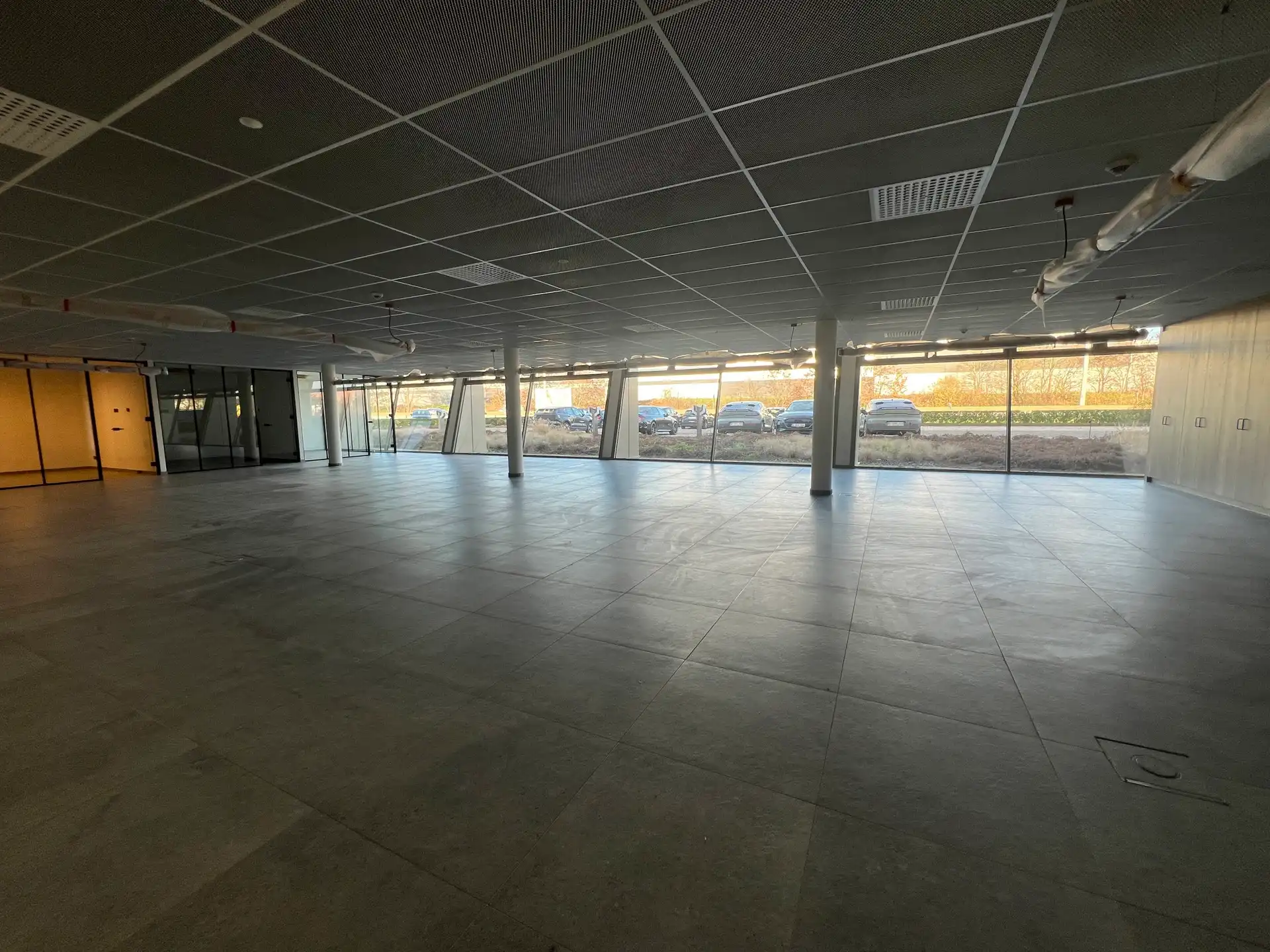 Kantoorruimte op absolute zichtlocatie foto 5