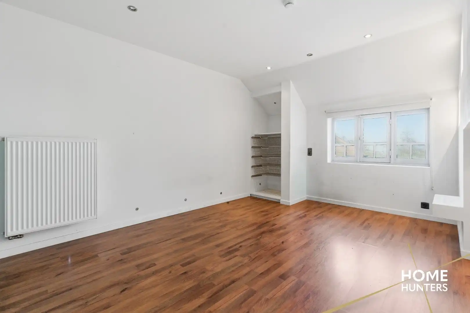 Unieke woning op ruim perceel met 6 slaapkamers in hartje Zarren! foto 12