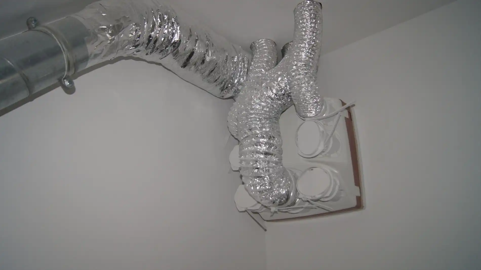 Prachtig dakapp. met 2 grote slpks pal in het centrum foto 10