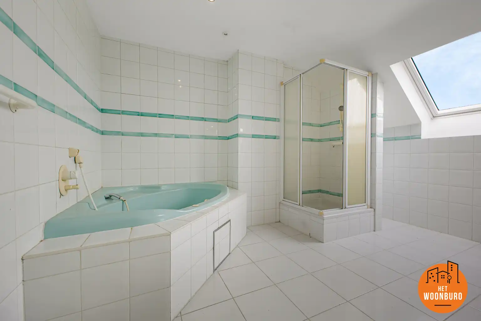 Appartement met 3 slpks, bureel, terras, kelder en garage foto 13