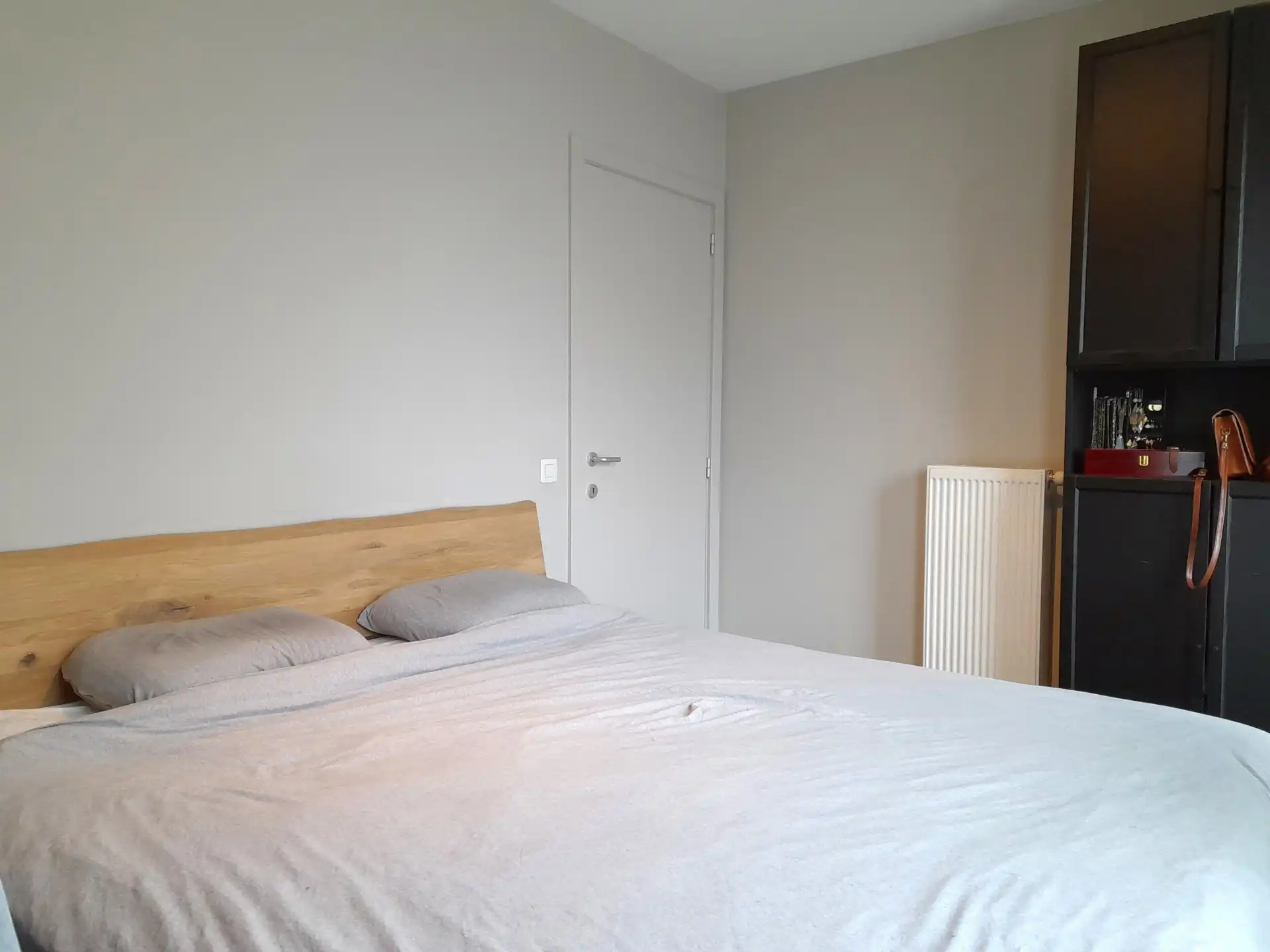 Gelijkvloers appartement met 2-slaapkamers en eigen tuintje foto 13