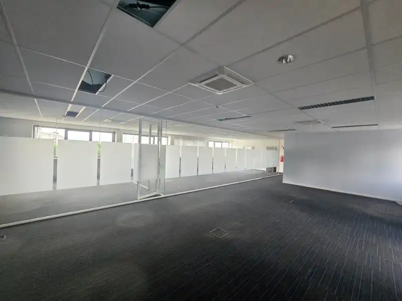 Kantoorruimte te huur foto 2