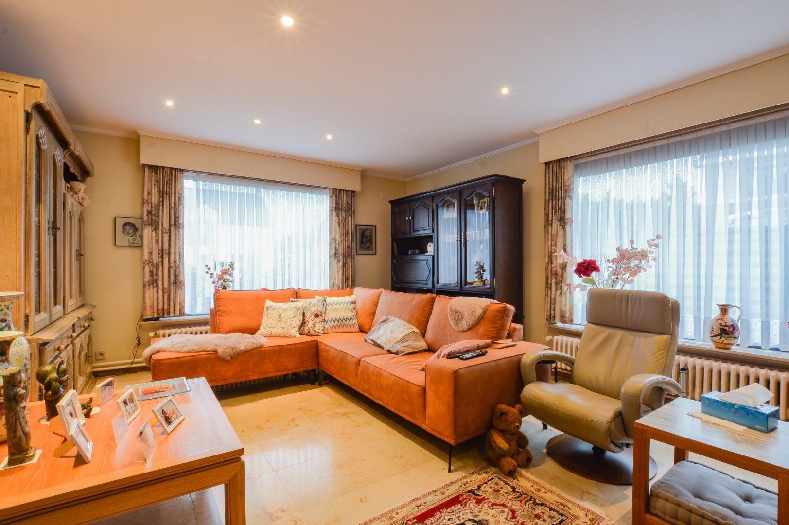 Gezinswoning met ruime tuin in residentieel St-Michiels foto 3