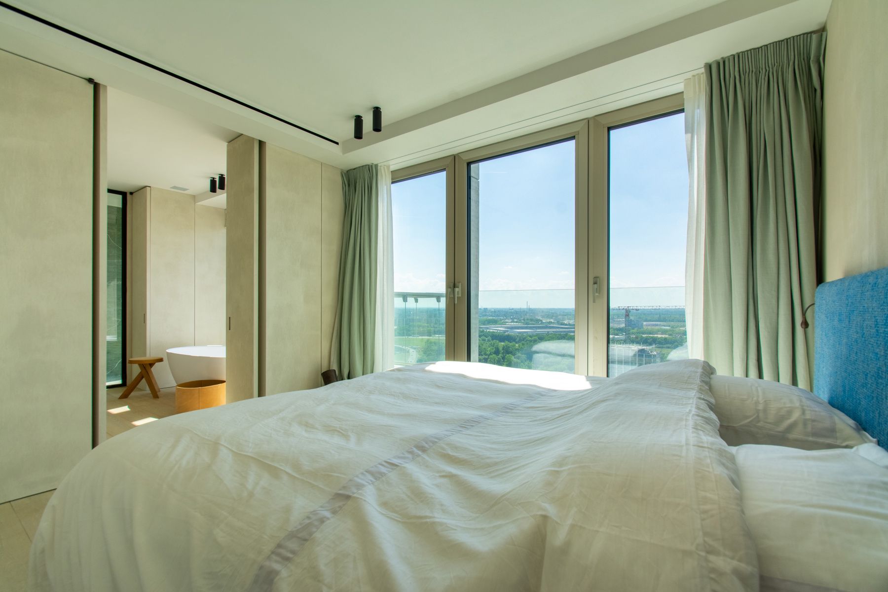 Exclusief wonen op grote hoogte in hartje Nieuw Zuid foto 19