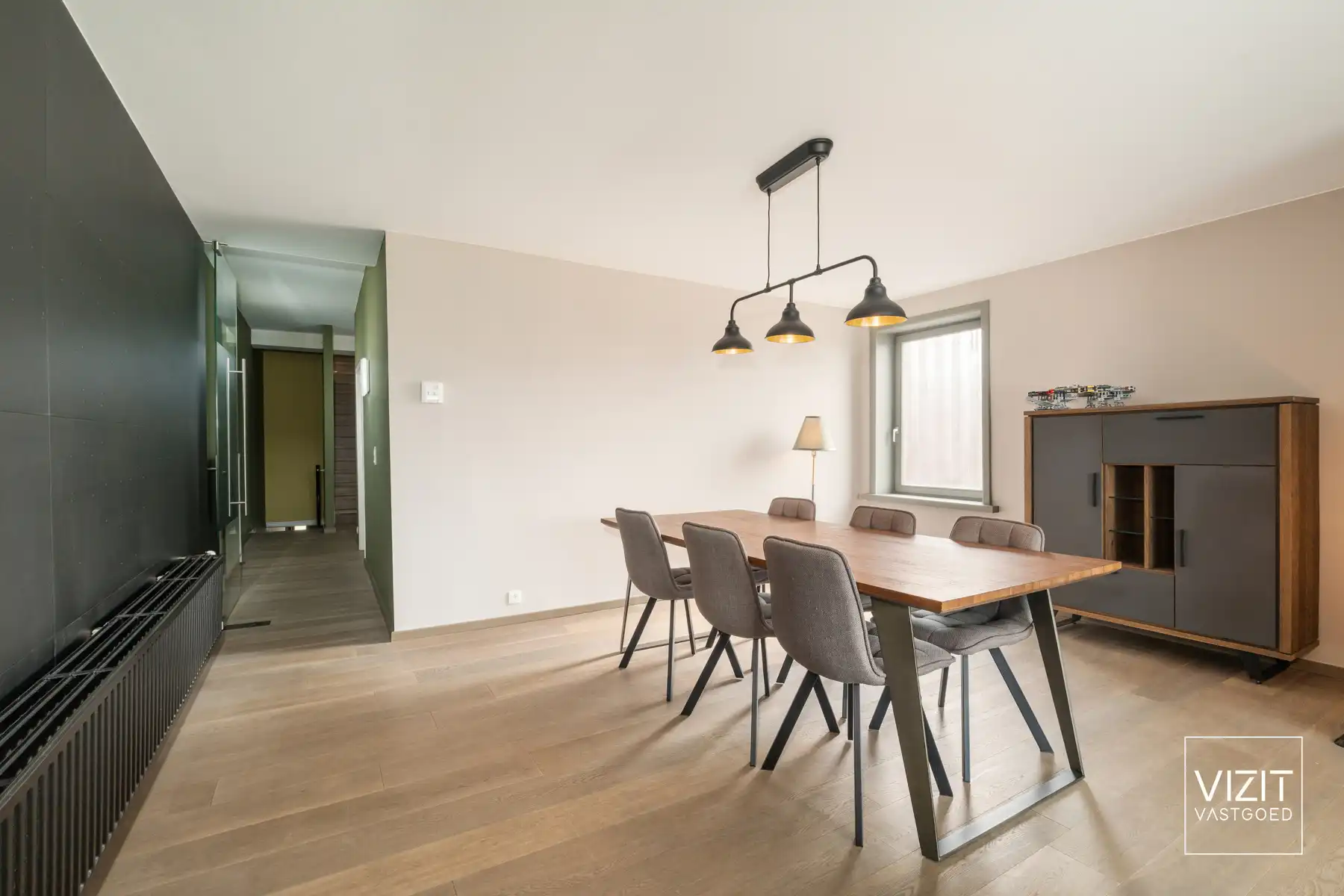 Instapklare woning nabij centrum Ninove! foto 4