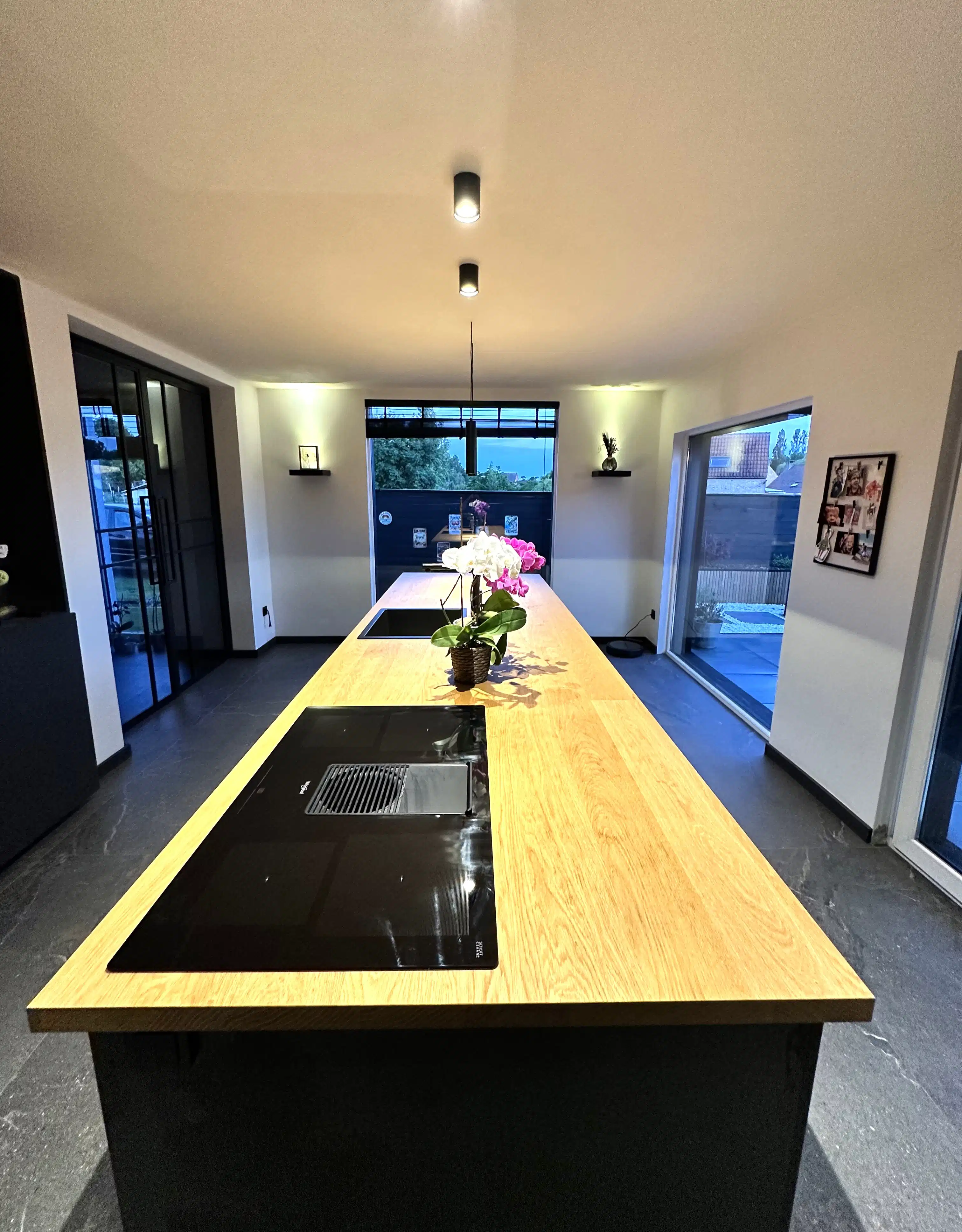 Instapklare en energiezuinige woning die tussen 2021 en 2026 grondig werd gerenoveerd, gelegen in het landelijke Smeerebbe-Vloerzegem. foto 22