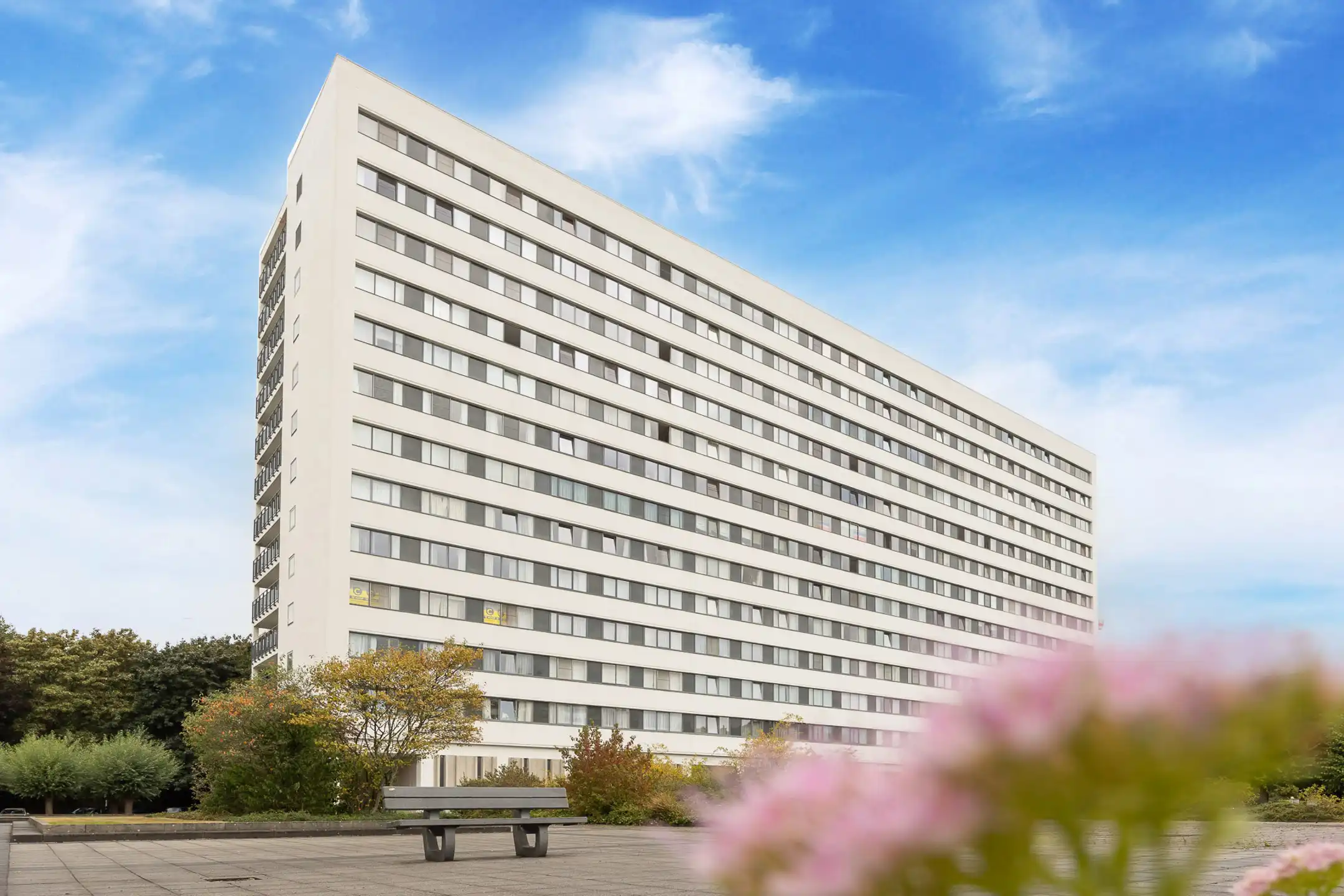 Ruim 3 slpk app met fantastisch uitzicht + staanplaats foto 3