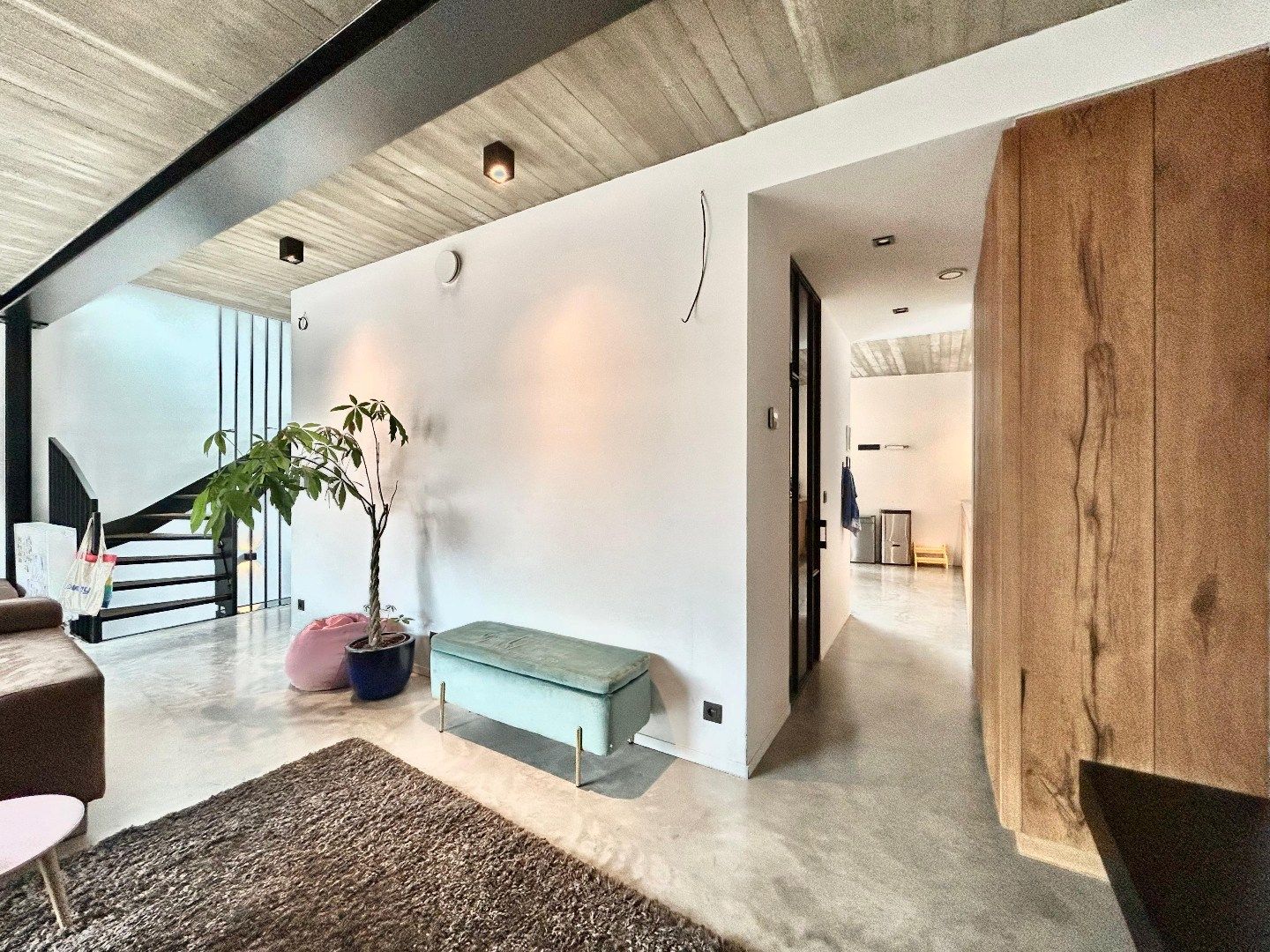 Een unieke woonst op gegeerde locatie met 4 slpk en 2 badk foto 11