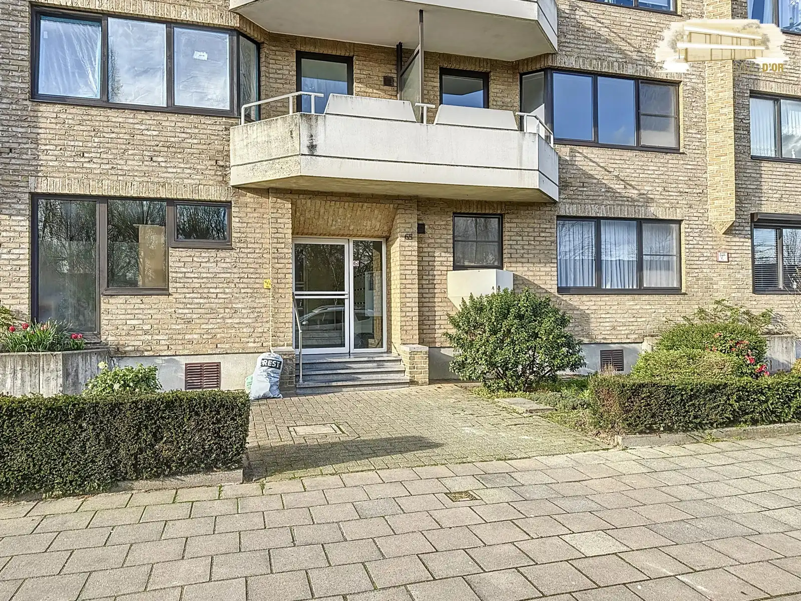 Zonnig appartement in een groene omgeving met Z-terras foto 13