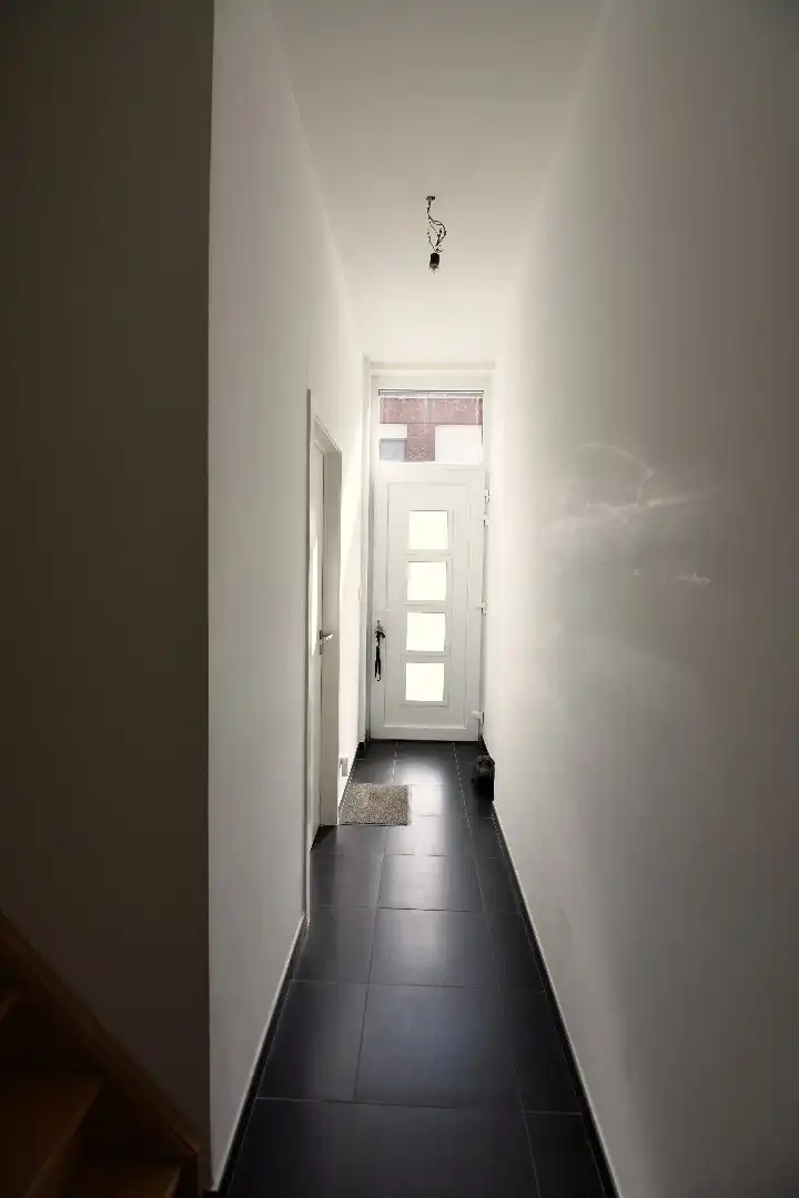 Gerenoveerde woning met tuin nabij centrum foto 3