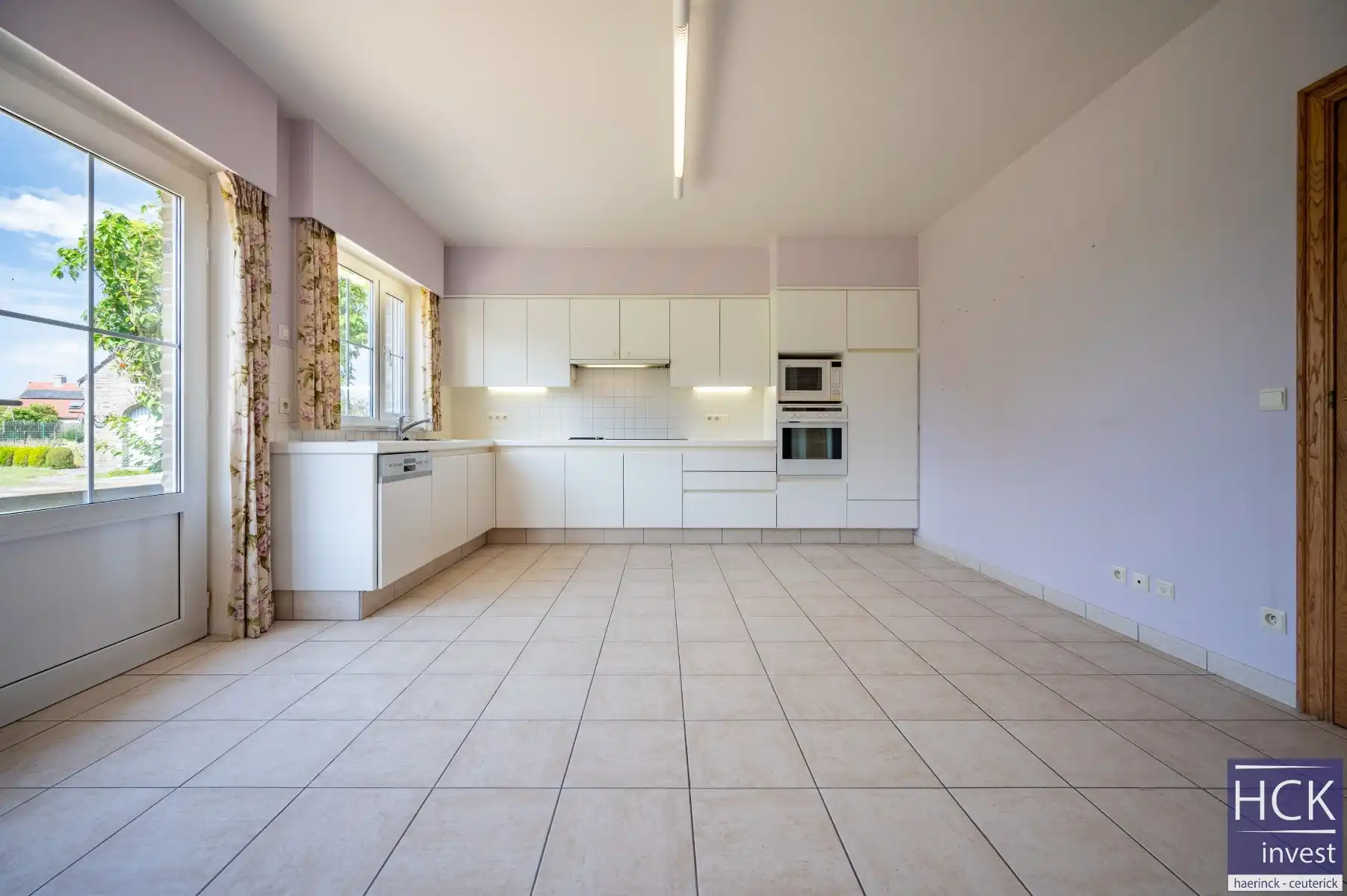 KRUISHOUTEM - Tijdloze & zeer ruime villa op prachtig perceel van 3.550 m² foto 9