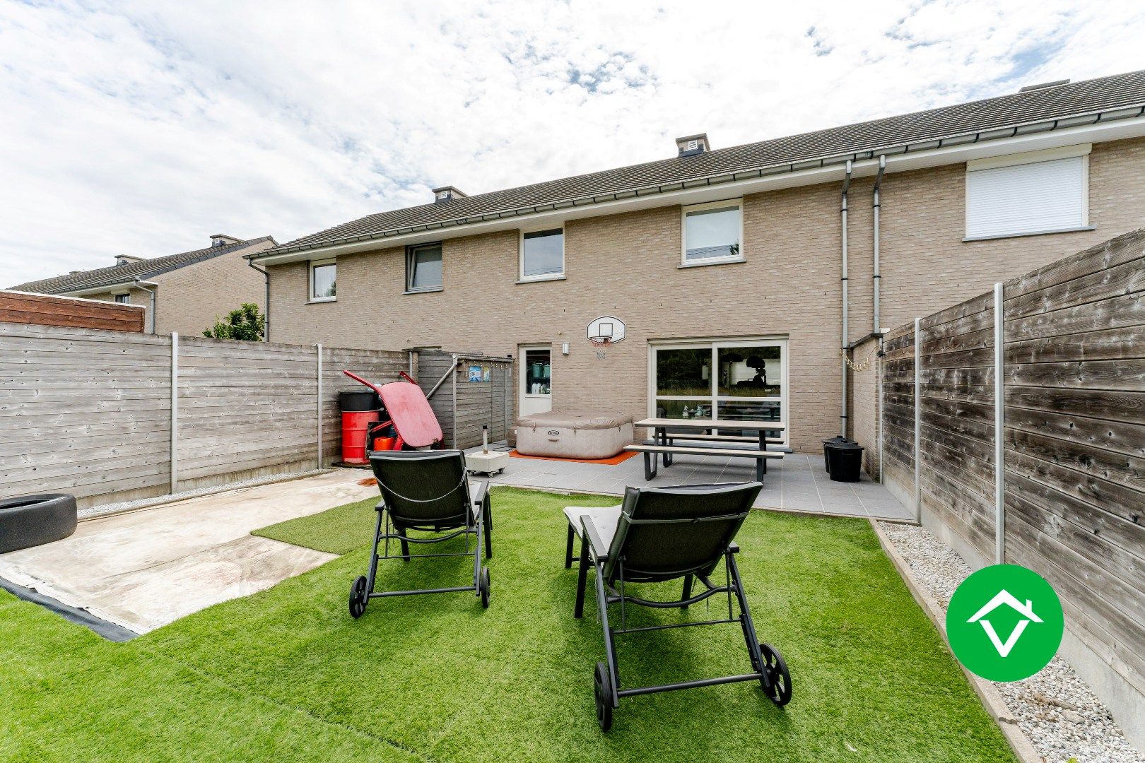 Instapklare nieuwbouwwoning met 3 slaapkamers, tuin en garage te Rumbeke!  foto 13