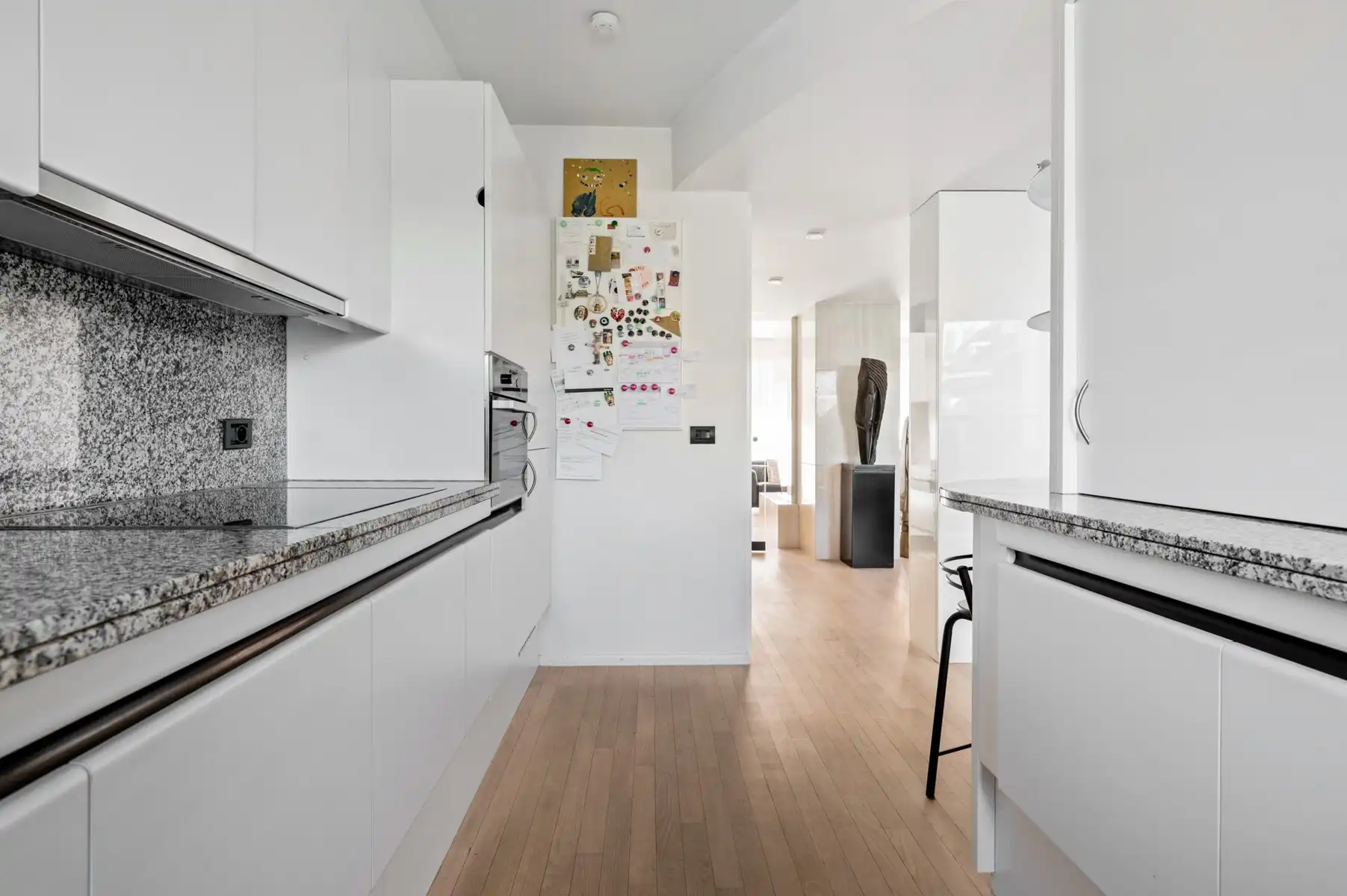 Modernistische woning met 6 slaapkamers en zuidwesttuin foto 15