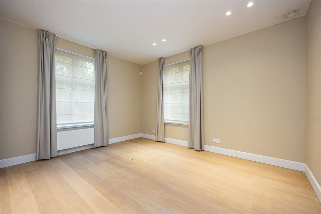 Prachtige manoirvilla met tijdloze allure en een elegante architectuur in Hof ter Linden foto 20