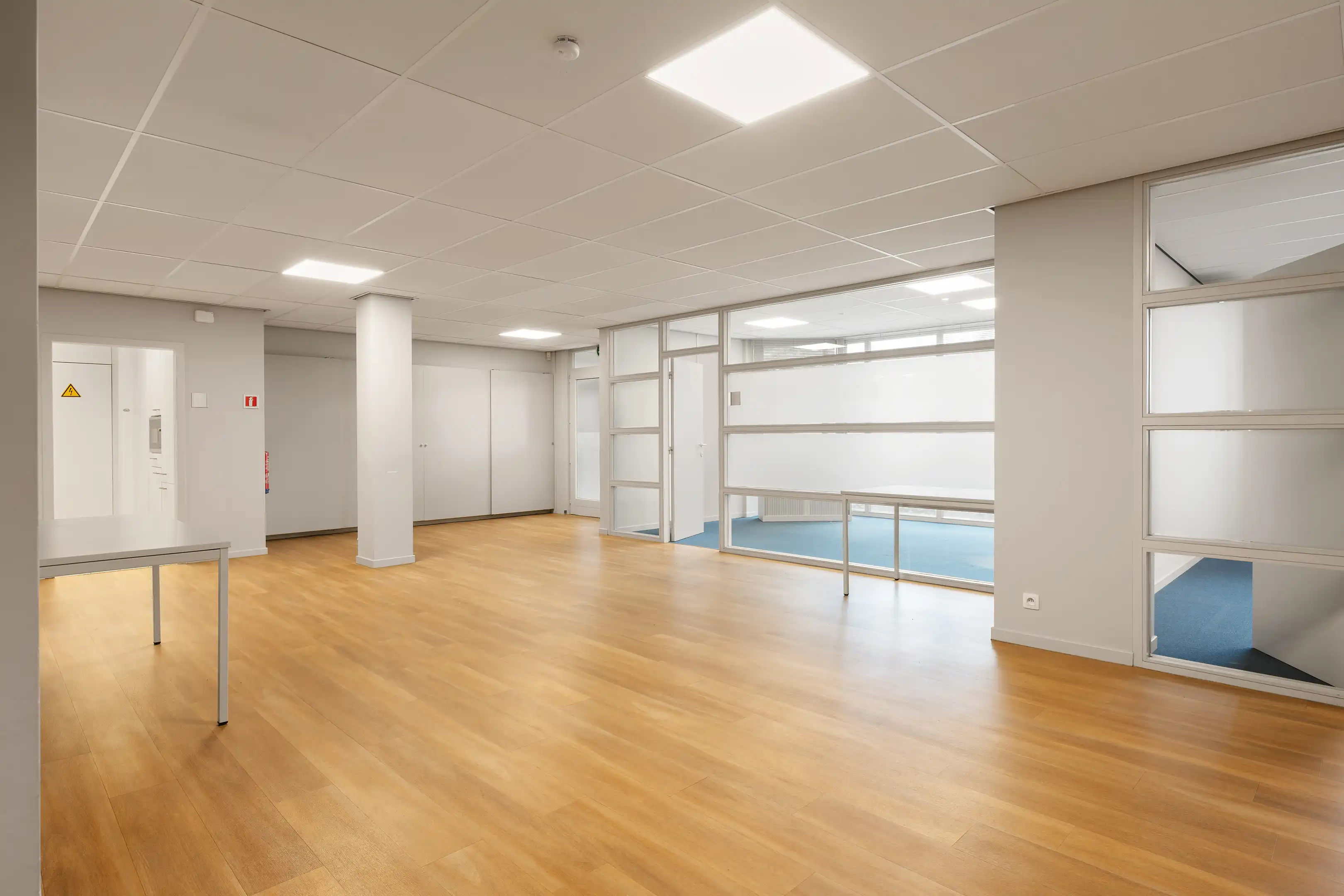 Veelzijdige commerciële gelijkvloers van ca. 500 m² foto 4