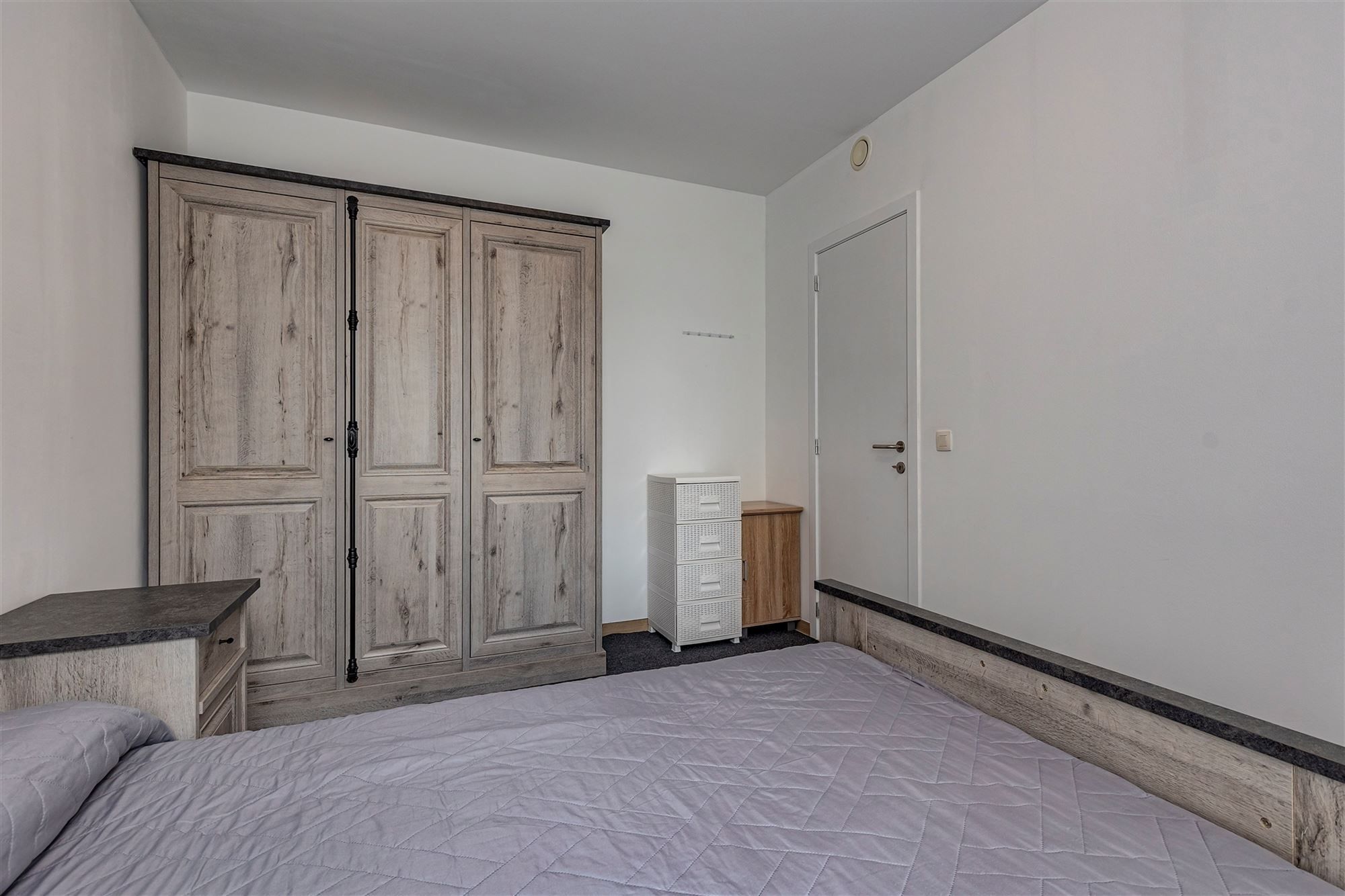 Recent 2 slaapkamer appartement met 2 terrassen foto 11