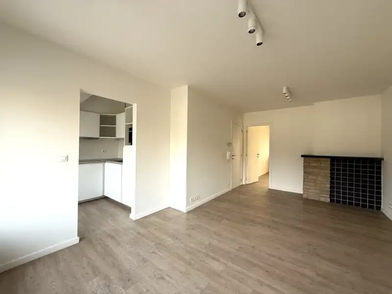 Rustige gelegen gerenoveerd appartement met terras foto 4