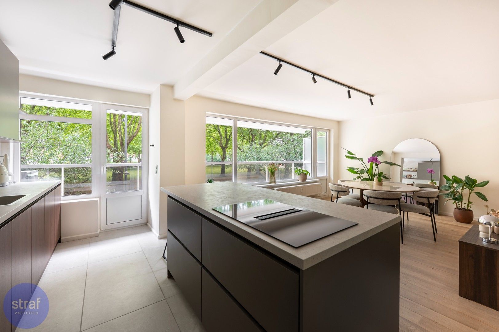 Instapklaar 2-slaapkamerappartement in de perfecte mix tussen stad en groen foto 8