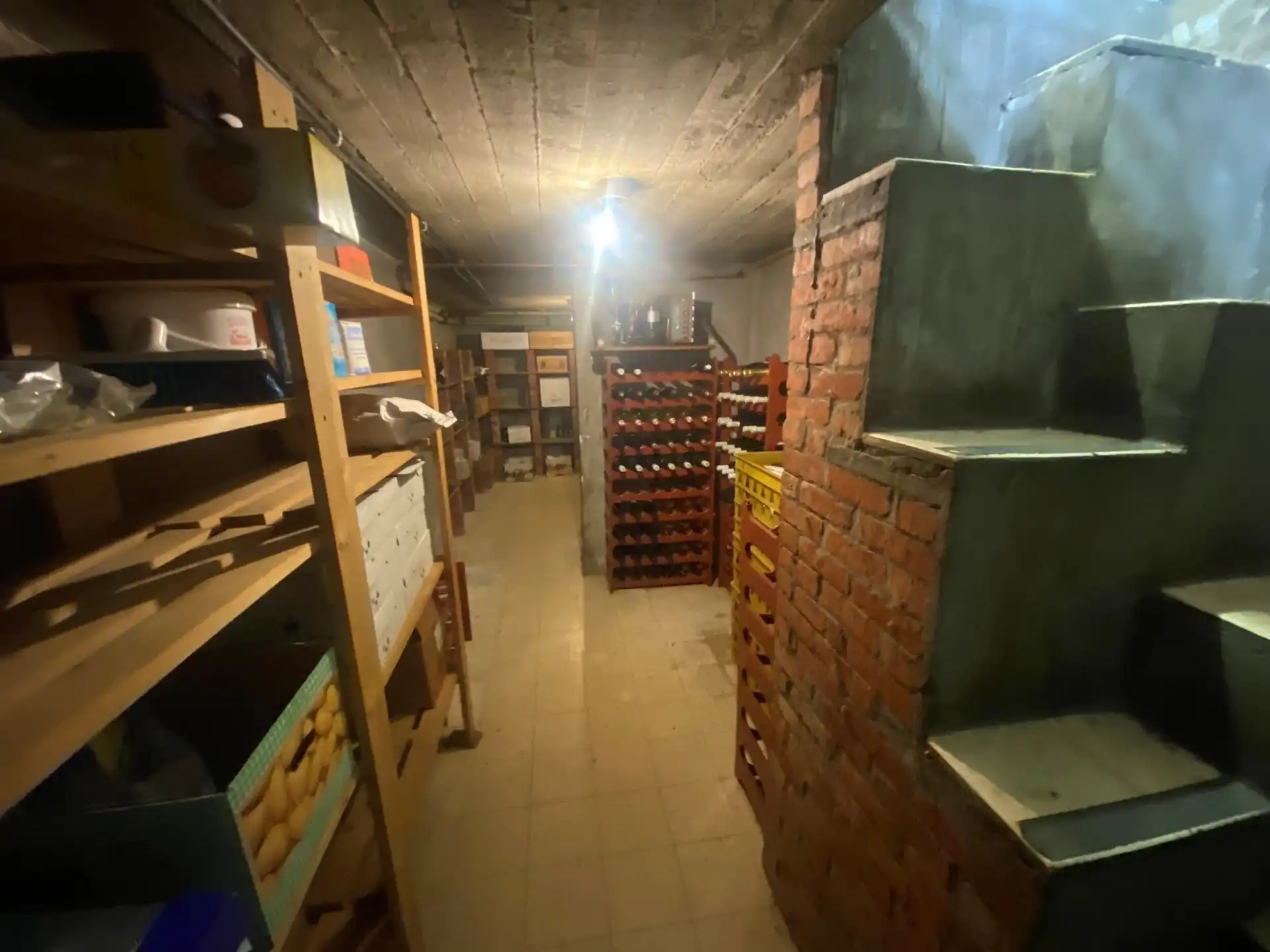 centraal gelegen handelspand foto 11