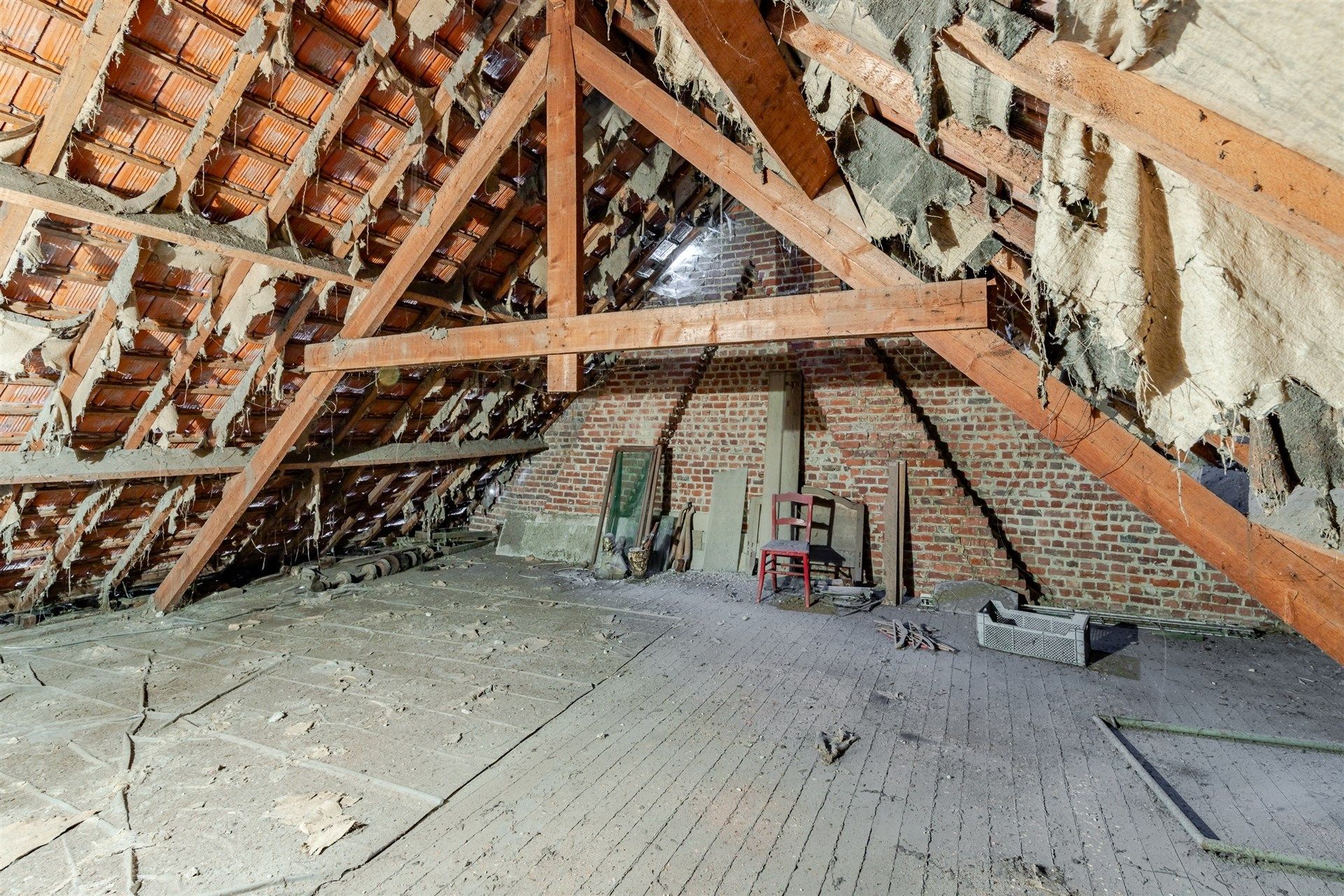 Volledig te renoveren woning met 3 slaapkamers in Wetteren foto 17