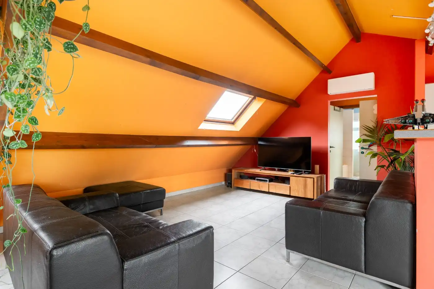 Ruime, instapklare woning met 3 à 4 slpk., garage en tuin - momenteel ingericht als 2 aparte woonunits foto 18