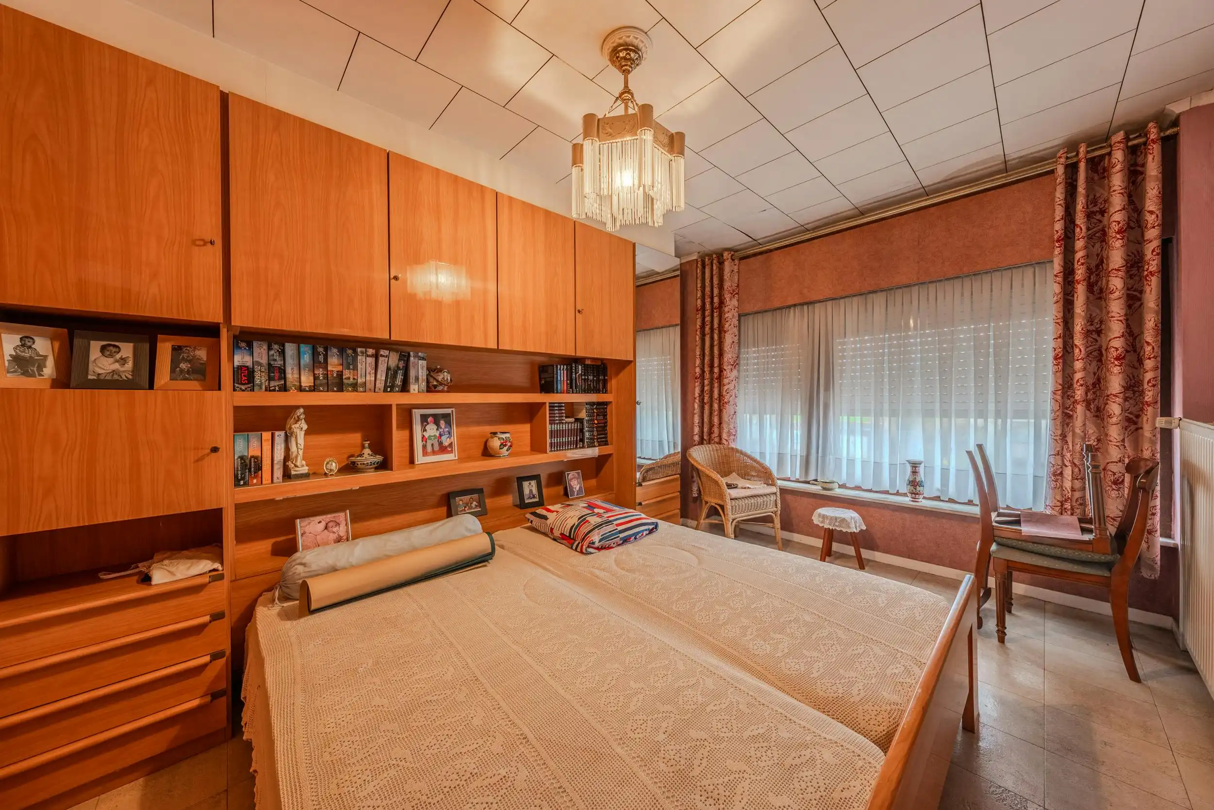 Te renoveren woning met 3 slaapkamers te koop! foto 16