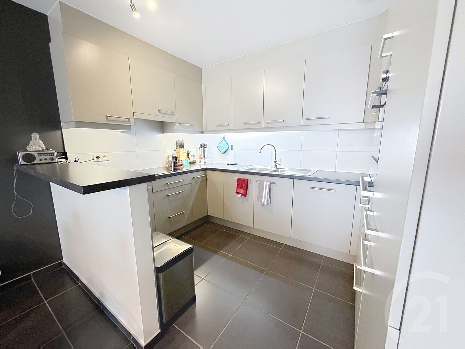 Recent appartement met 2 slaapkamers - centrum van Betekom foto 5