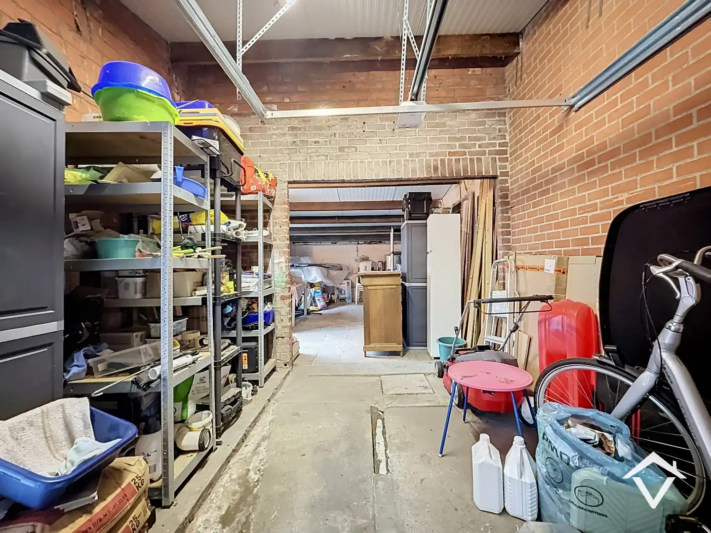 Instapklare woning met 3 slaapkamers, grote tuin en garage te Staden foto 16
