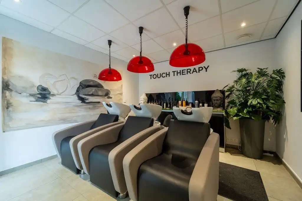 UITSTEKENDE OPBRENGSTENEIGENDOM - MODERNE COMMERCIËLE HANDELSRUIMTE MET BERGING OP TOPLOCATIE NABIJ HASSELT CENTRUM VANAF 295.000 EURO foto 7