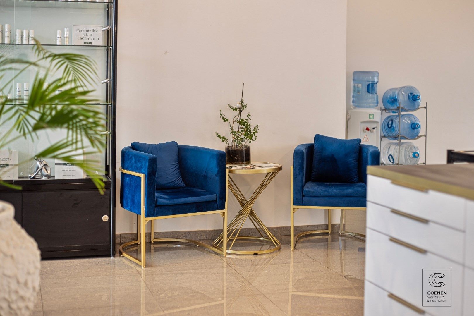 Prachtige handelsruimte met een bruikbare oppervlakte van 355 m² op een SCHITTERENDE locatie te Berchem foto 5