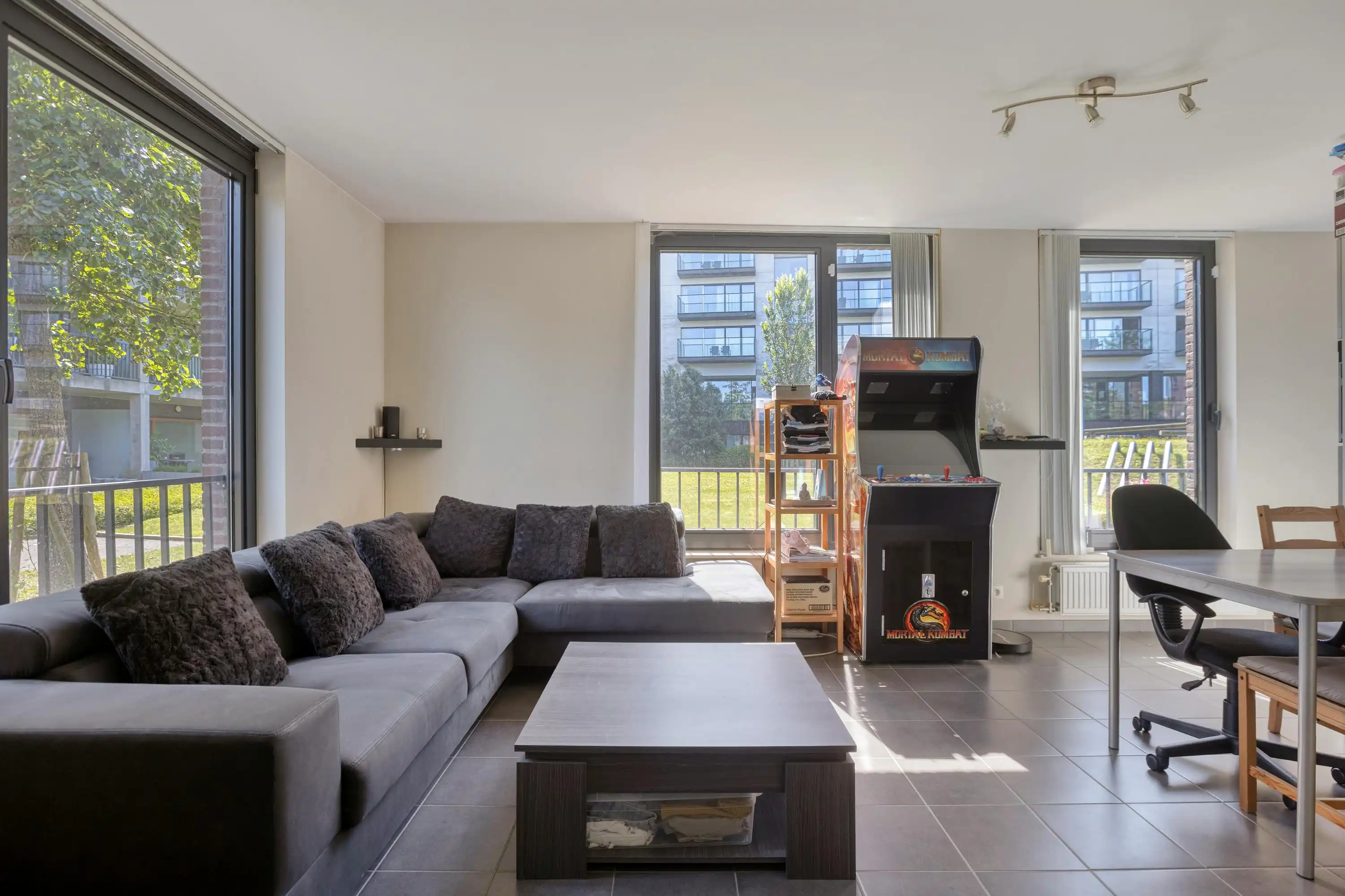Recent appartement nabij Damse Vaart in Brugge foto 2
