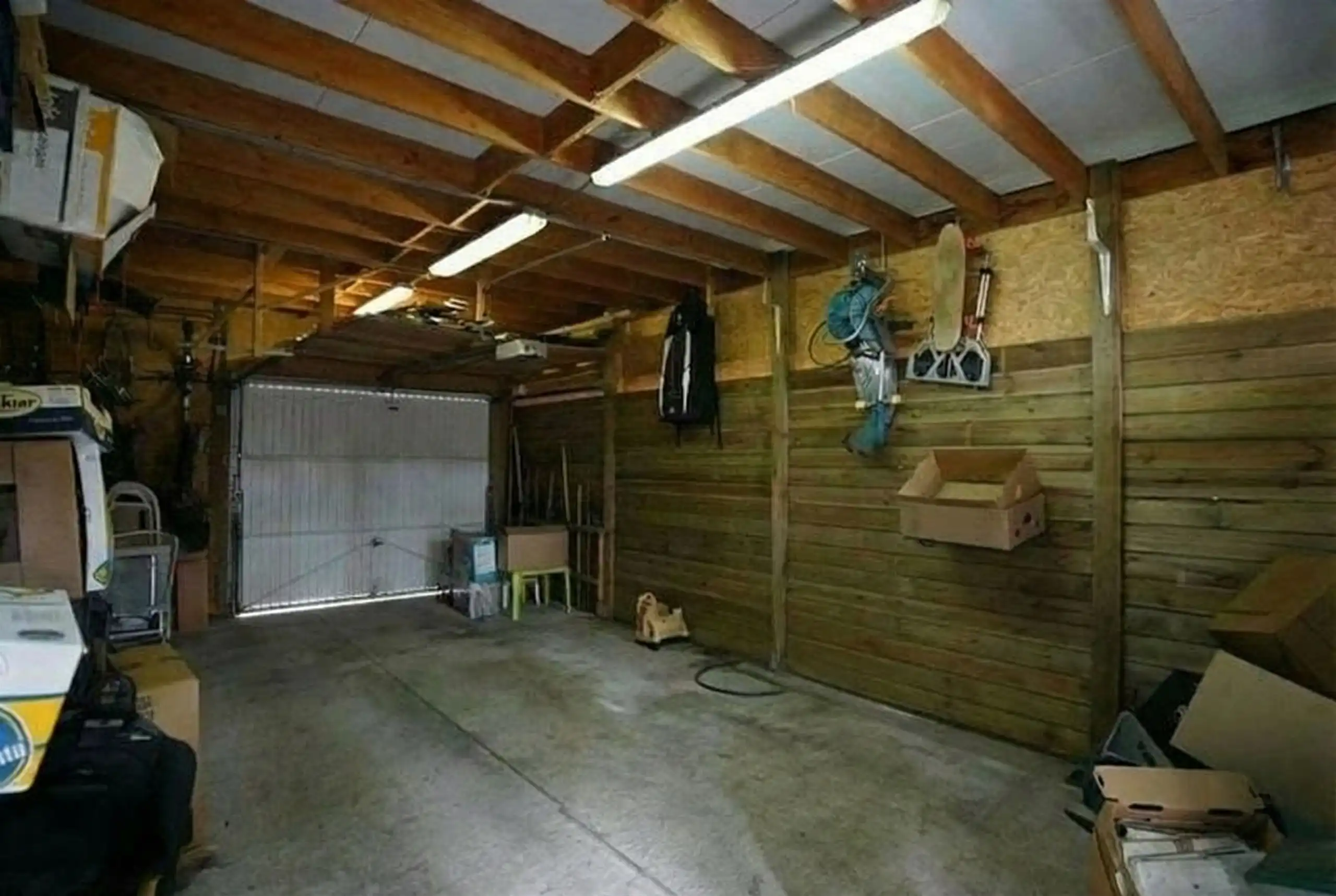 Interessante woning met grote garage en tuin, 3 slaapkamers foto 20