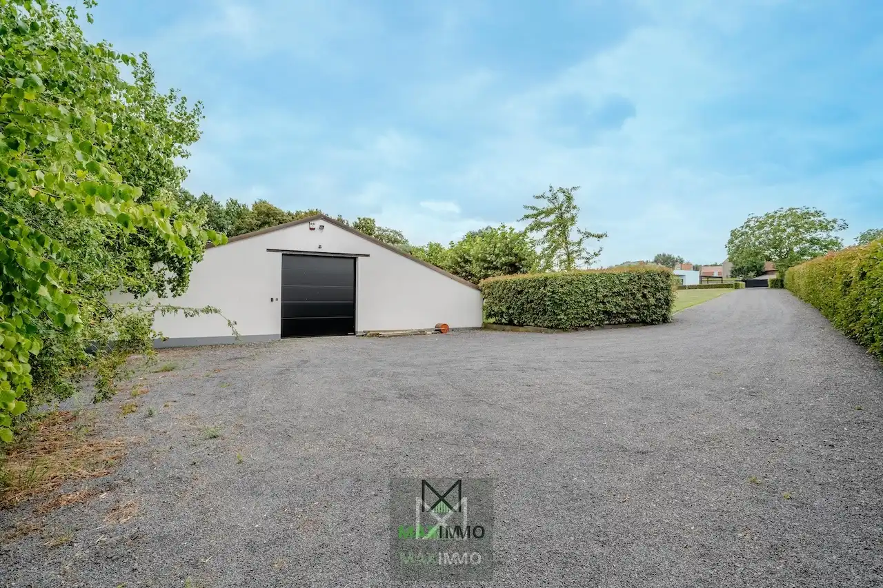 Exclusieve Villa met Loods 360 m² en Zicht op de Kemmelberg foto 31