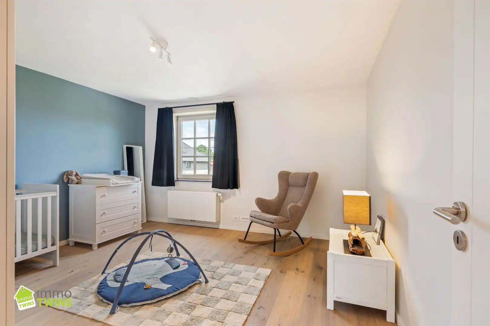 Prachtige en instapklare halfopen bebouwing op toplocatie in Grembergen!  foto 32