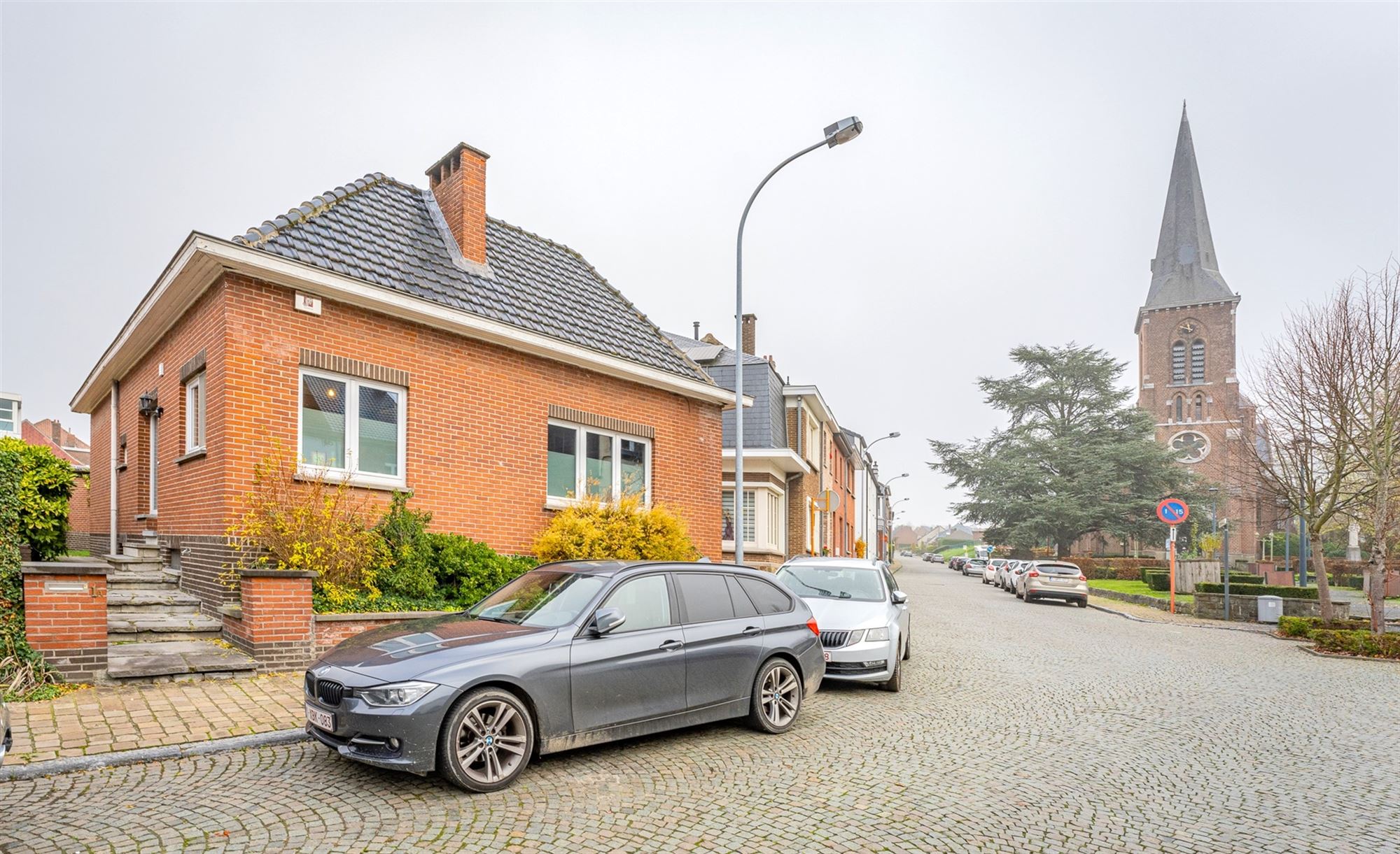 Gerenoveerde woning met garage in centrum Essenbeek foto 1