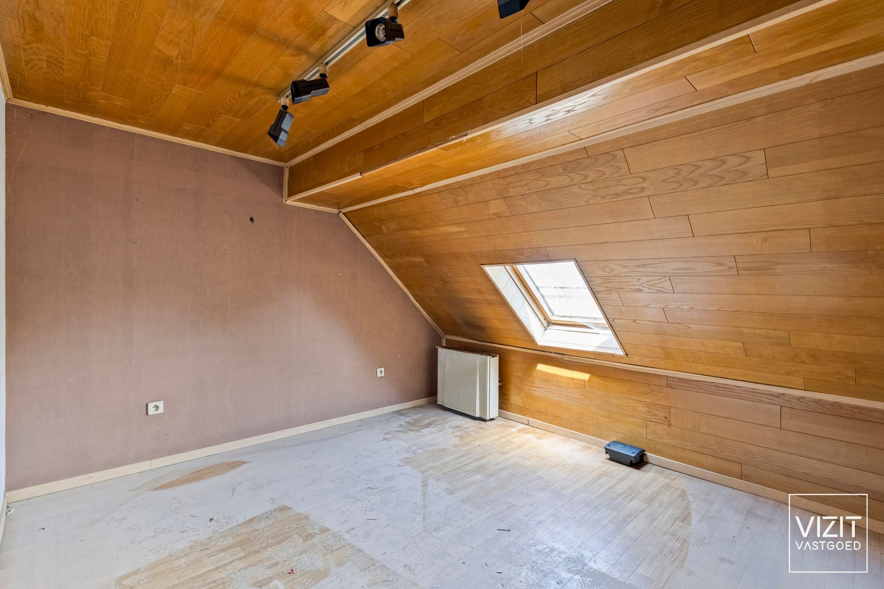 Te renoveren woning met grote tuin nabij centrum Ninove foto 12