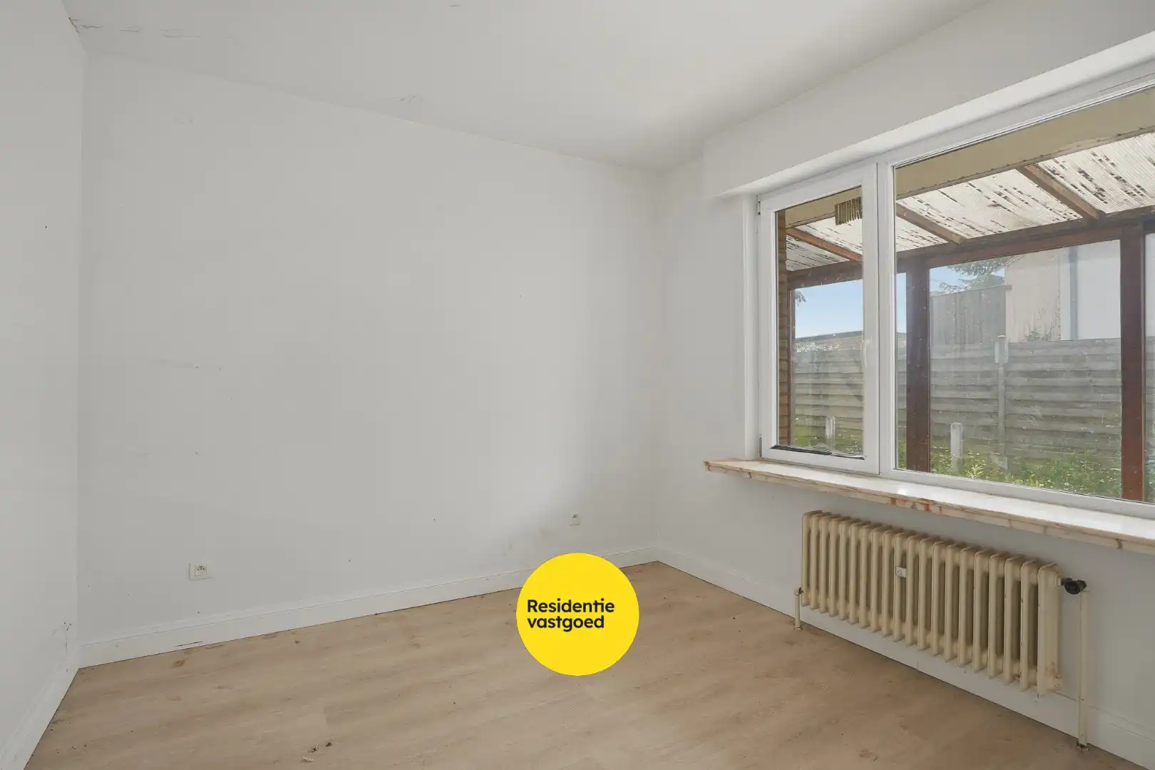 Bungalow op 959 m² met open zicht te Sijsele (Damme) foto 11
