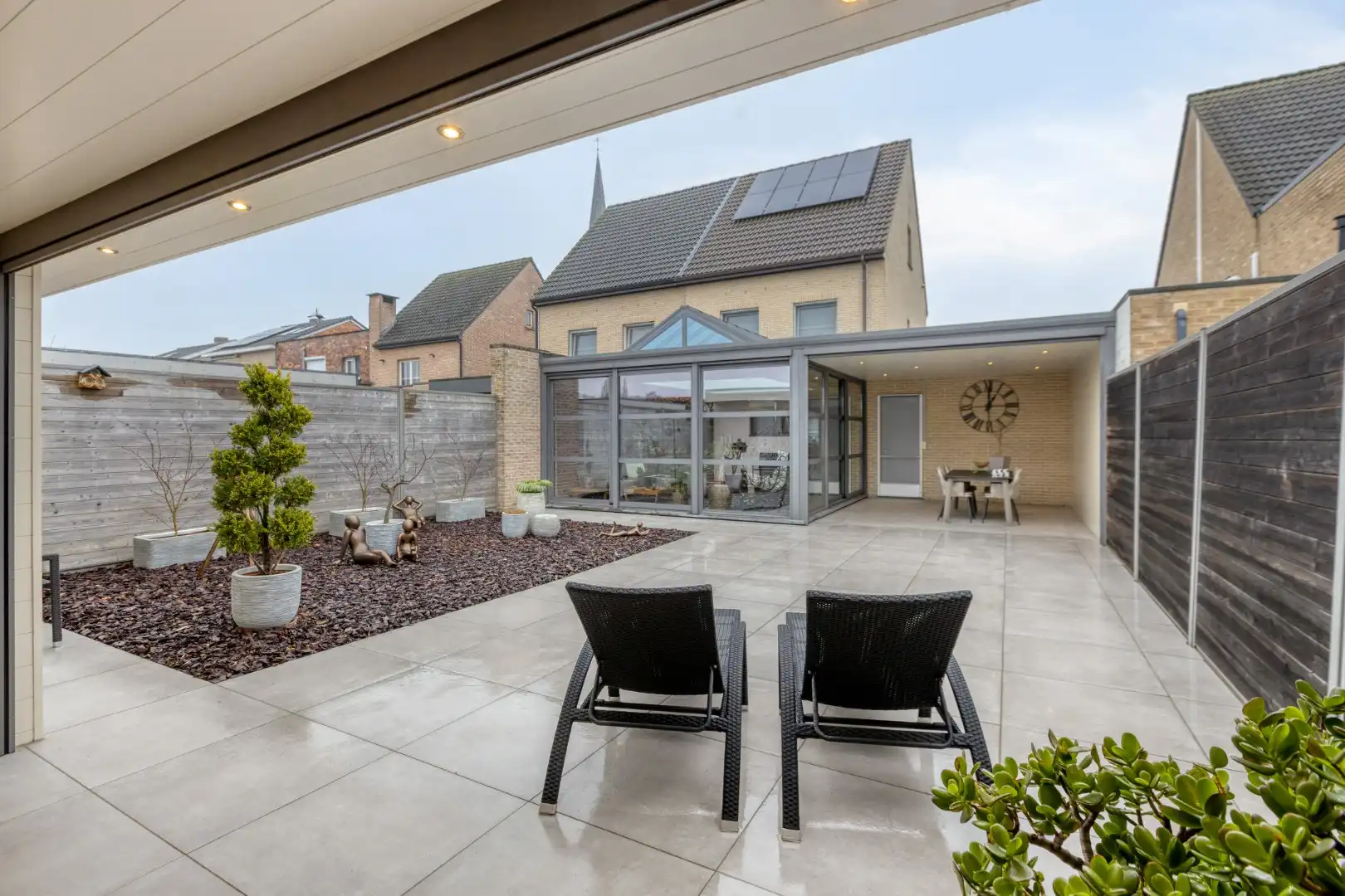 Luxueus afgewerkte woning met 3 slaapkamers foto 21