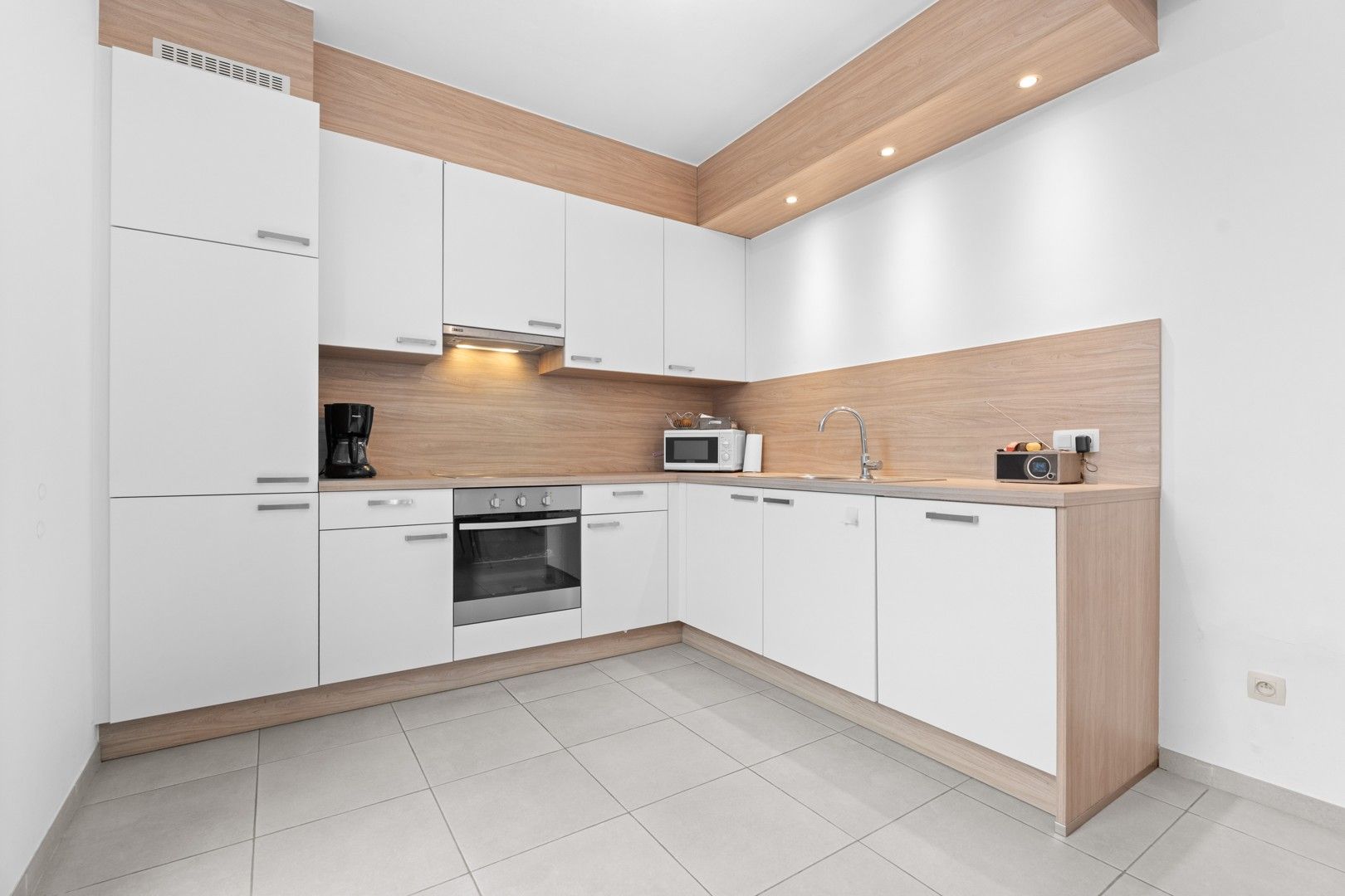 Instapklare woning met 3 slaapkamers en tuin in het gezellige Mesen foto 5